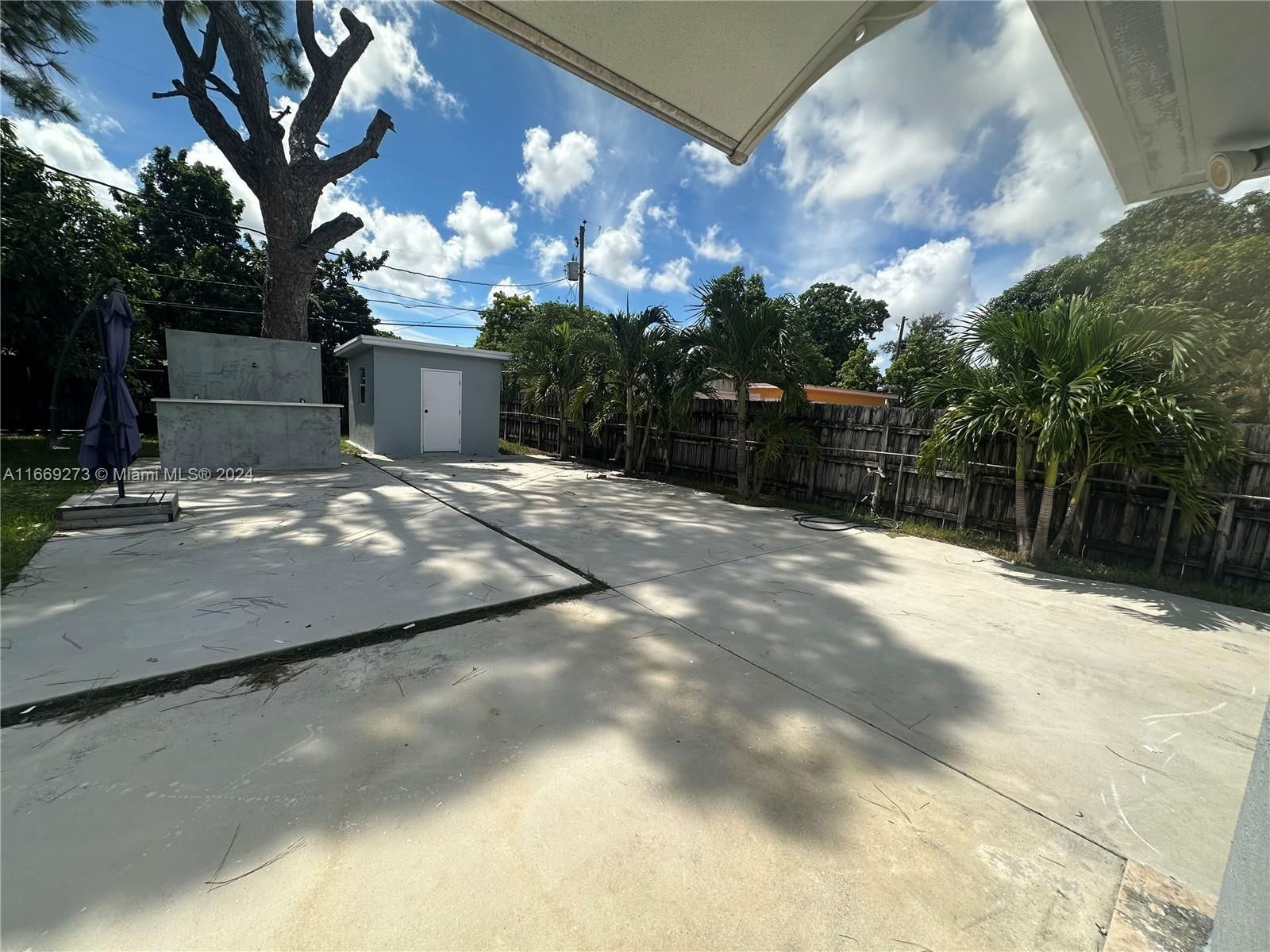 Real estate property located at 3240 101st St, Miami-dade, The Tropics Addn, Miami, FL
