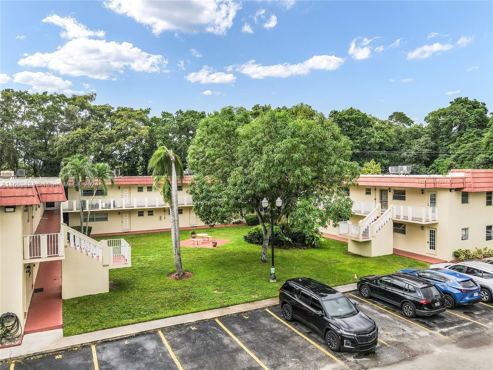 Real estate property located at 14901 4th St #13A, Broward, GOLF MANOR BLDG A CONDO, Pembroke Pines, FL