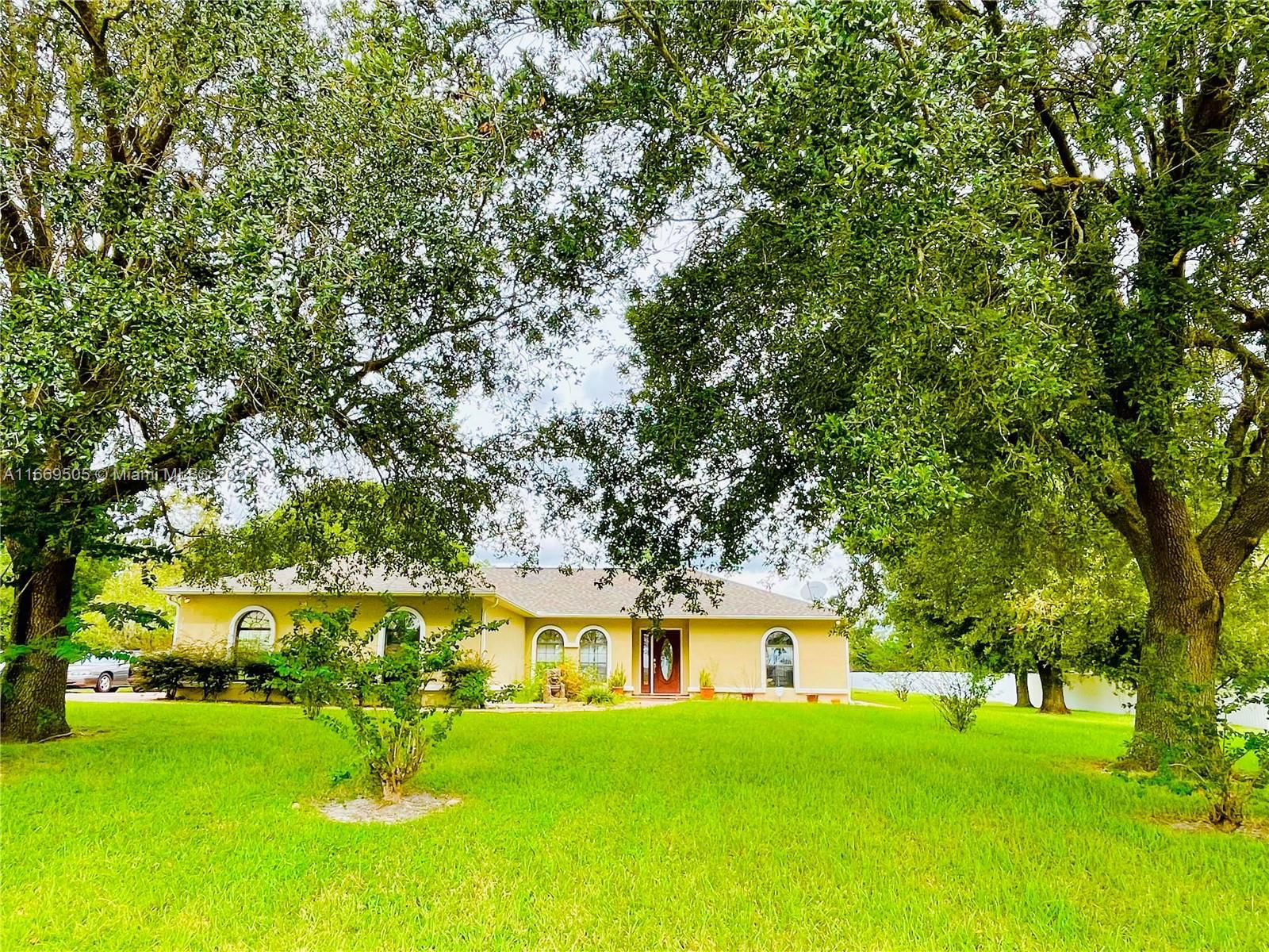 Real estate property located at 6081 85TH LN, Marion, SILVER SPRINGS ESTATES, Ocala, FL