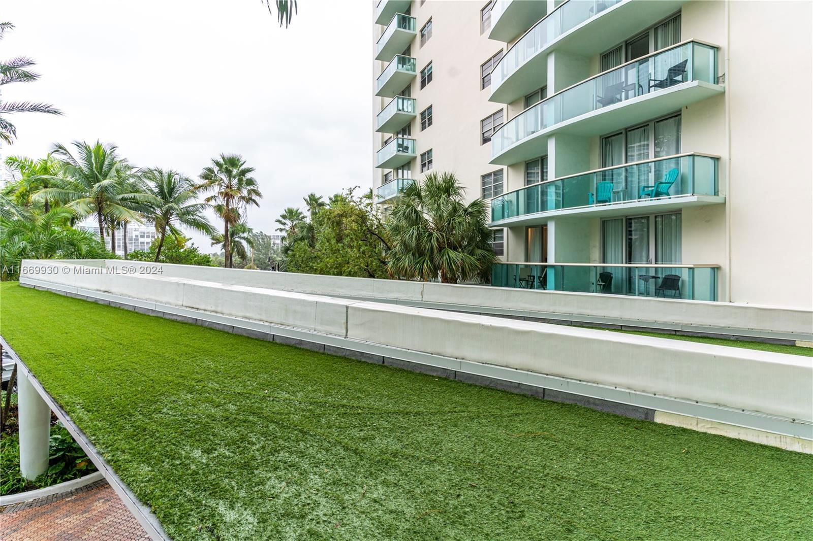 Real estate property located at 3801 Ocean Dr #2R, Broward, Tides On Hollywood Beach, Hollywood, FL
