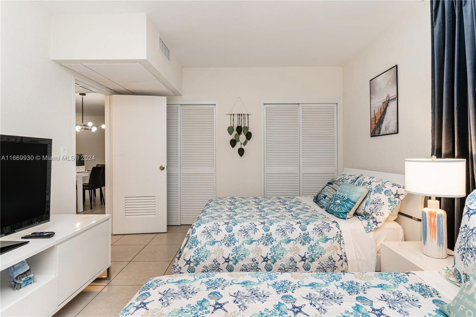 Real estate property located at 3801 Ocean Dr #2R, Broward, Tides On Hollywood Beach, Hollywood, FL