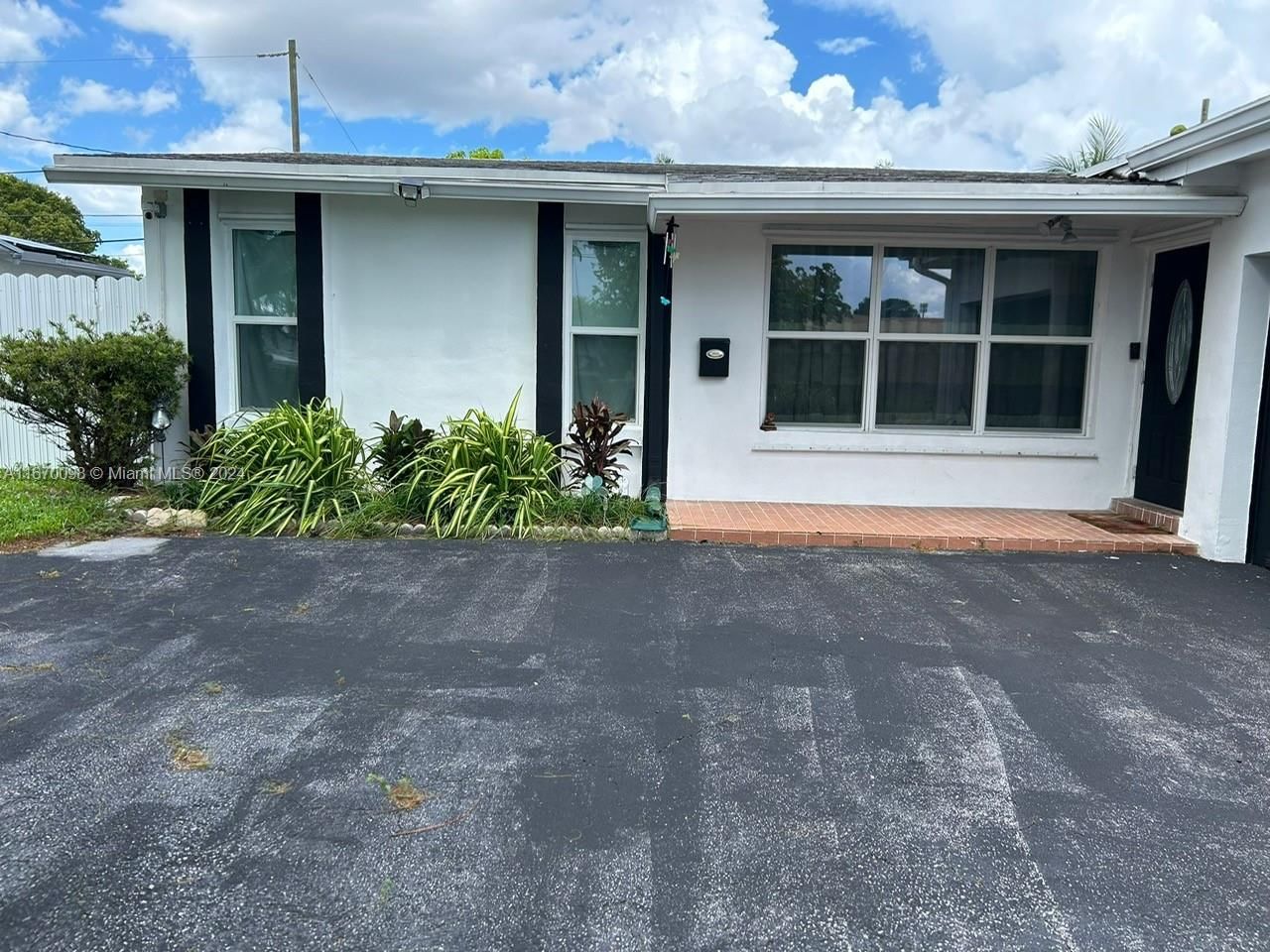 Real estate property located at 8501 21st Ct, Broward, SUNRISE GOLF VILLAGE SEC, Sunrise, FL