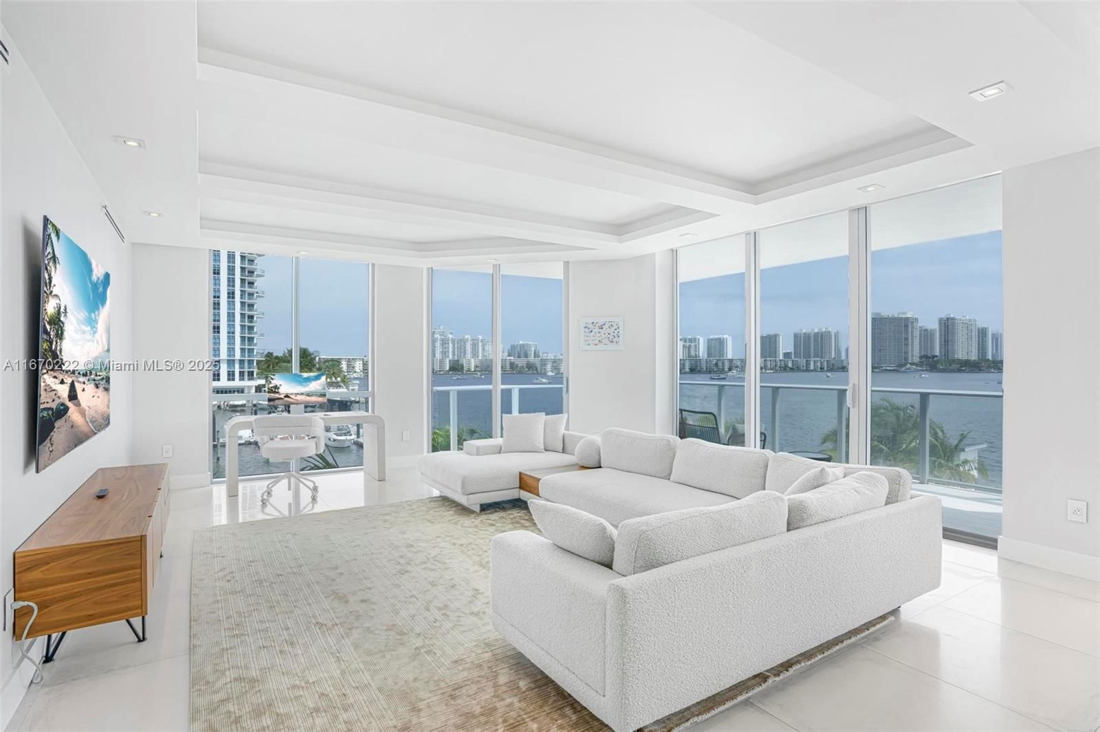 Real estate property located at 17111 Biscayne Blvd #309, Miami-dade, Marina Palms Residences S, North Miami Beach, FL