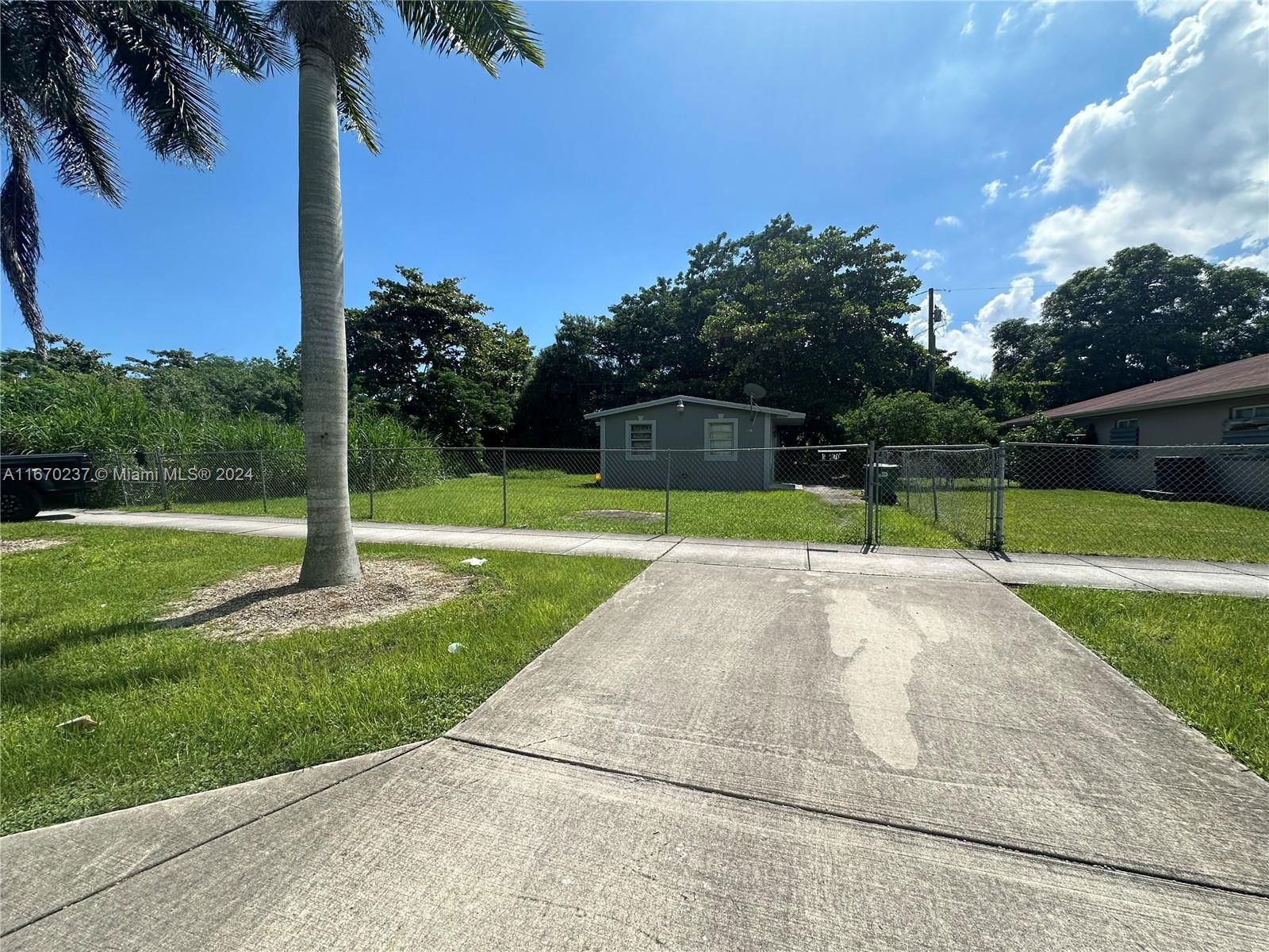 Real estate property located at 10070 176th St, Miami-Dade, MAP OF PERRINE, Palmetto Bay, FL