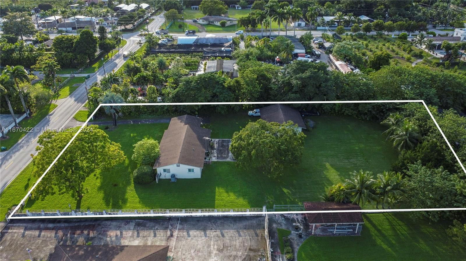 Real estate property located at 12095 47th St, Miami-Dade, BIRD RD FARMSITES, Miami, FL