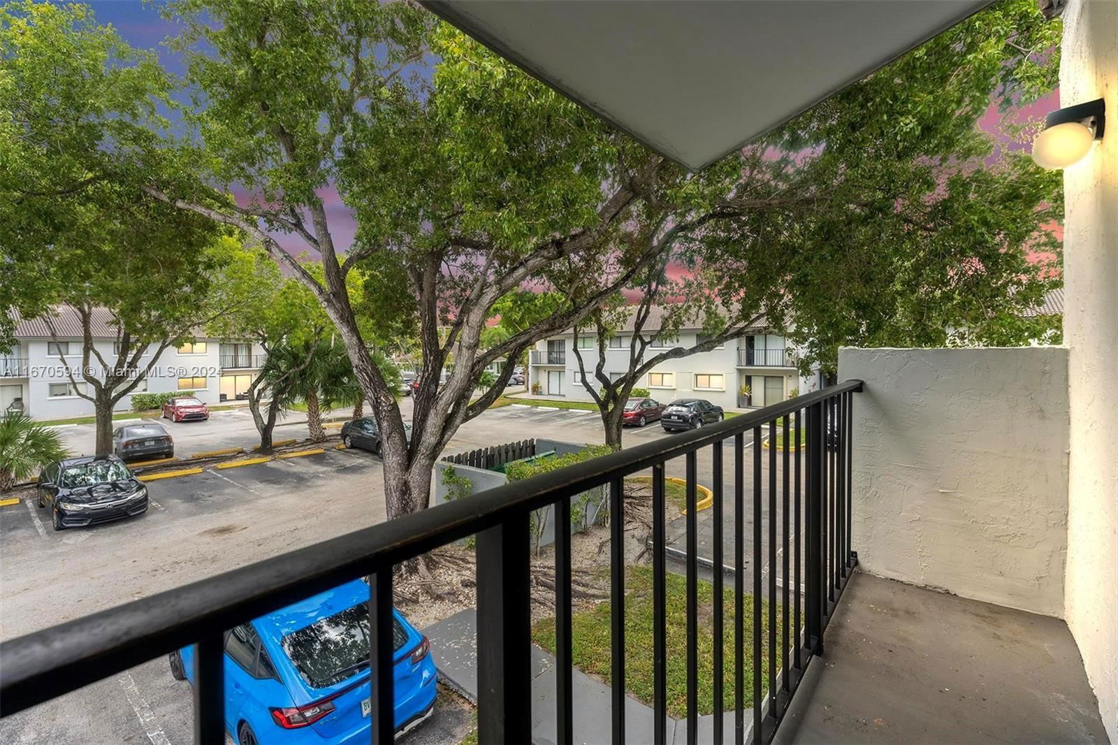 Real estate property located at 7140 179th St #204, Miami-Dade, VILLA BELLINI CONDO, Hialeah, FL