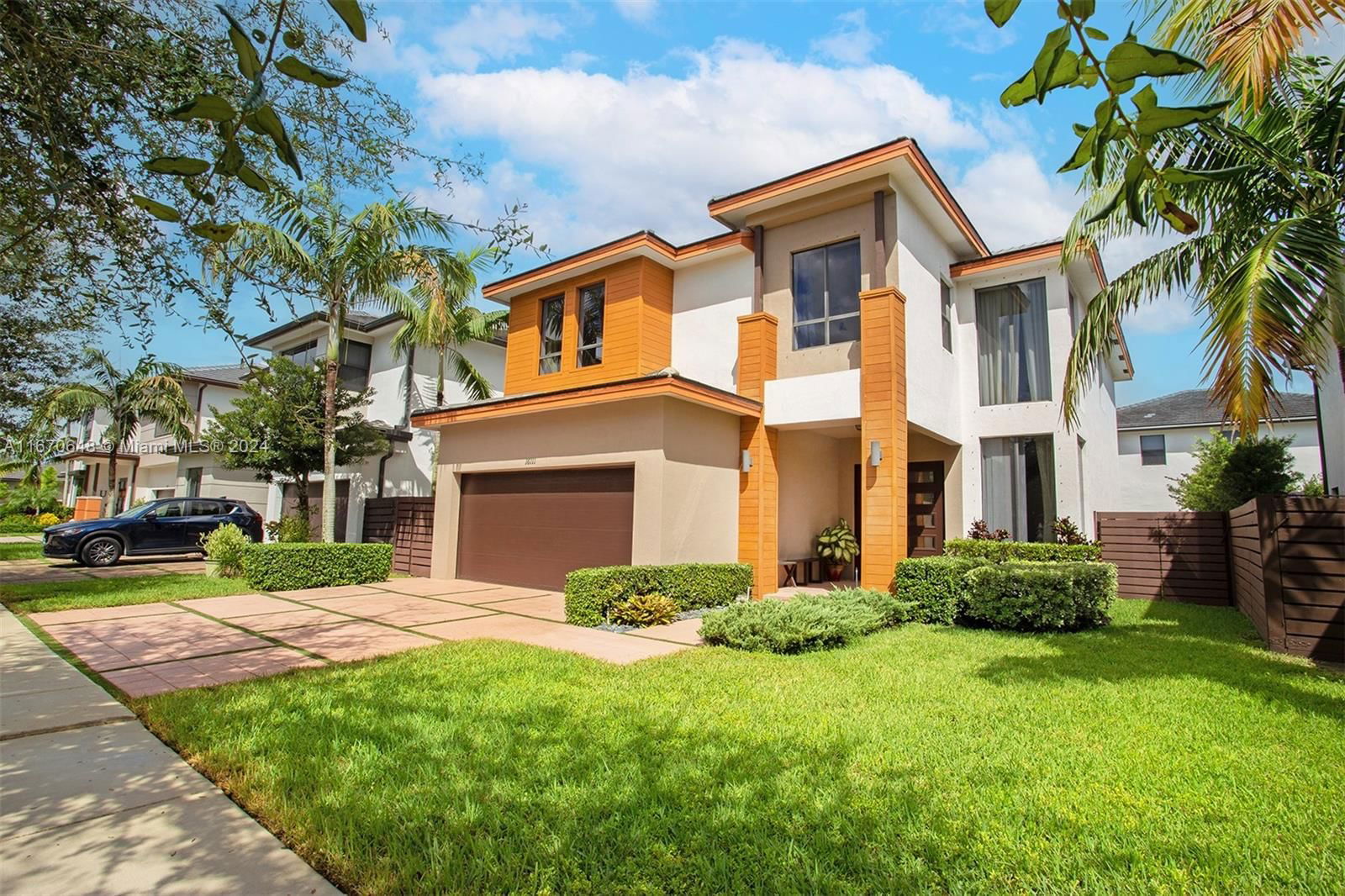 Real estate property located at 16111 136th Way, Miami-Dade, Serenity At Lennar, Miami, FL