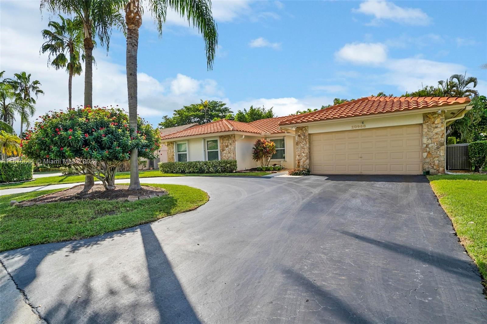 Real estate property located at 10968 13th Ct, Broward, PINE LANDING, Coral Springs, FL