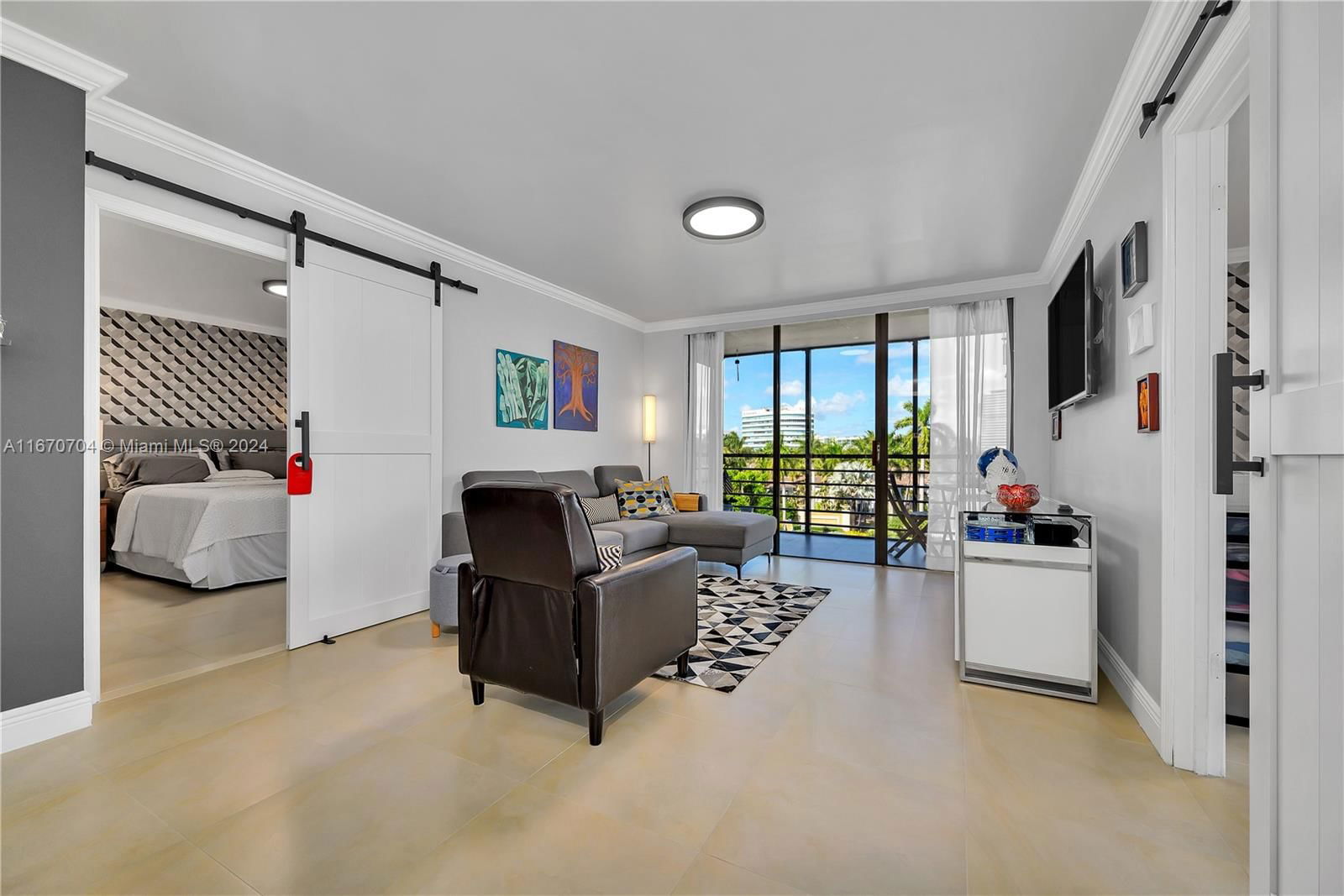 Real estate property located at 20500 Country Club Dr #501, Miami-dade, Biscaya Iii Condo, Aventura, FL