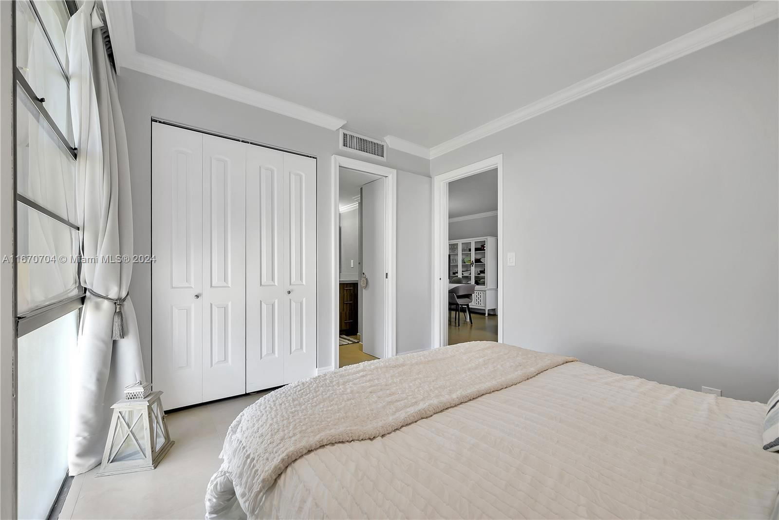 Real estate property located at 20500 Country Club Dr #501, Miami-dade, Biscaya Iii Condo, Aventura, FL