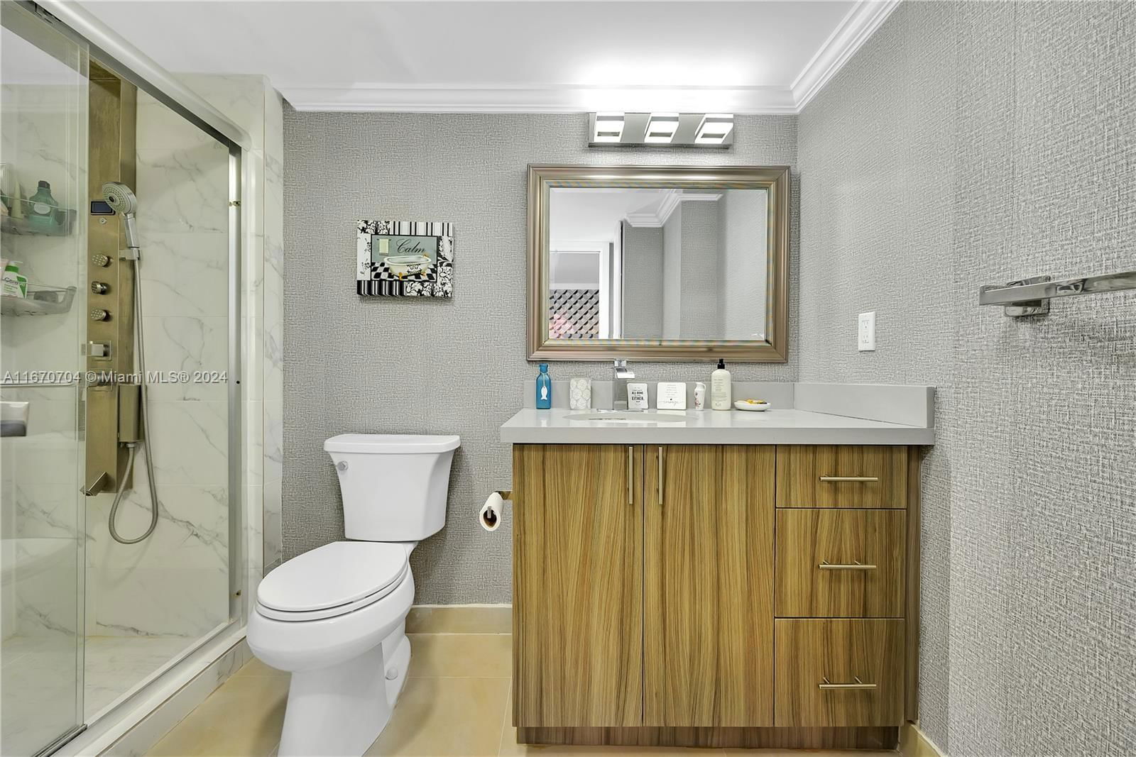 Real estate property located at 20500 Country Club Dr #501, Miami-dade, Biscaya Iii Condo, Aventura, FL
