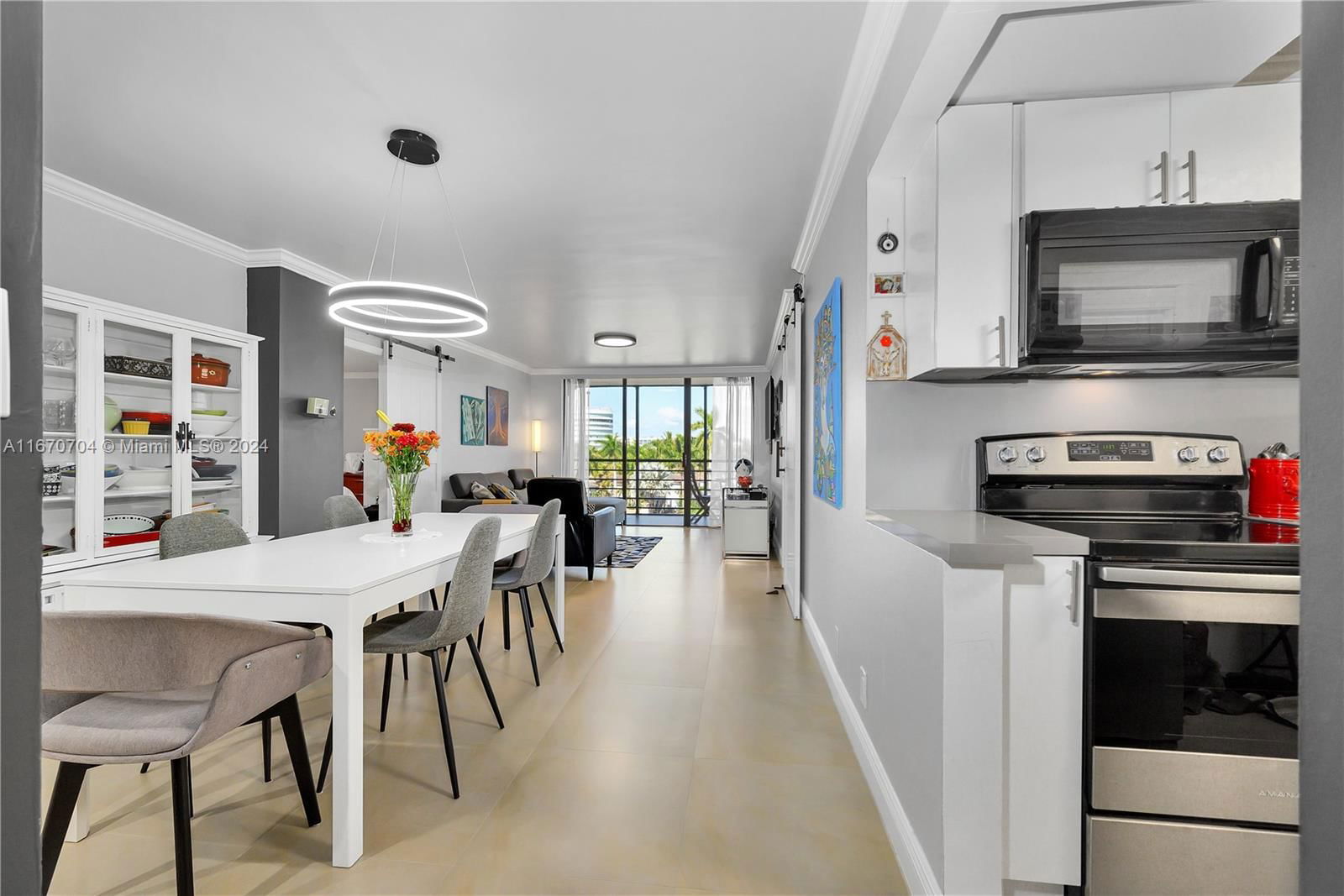 Real estate property located at 20500 Country Club Dr #501, Miami-dade, Biscaya Iii Condo, Aventura, FL