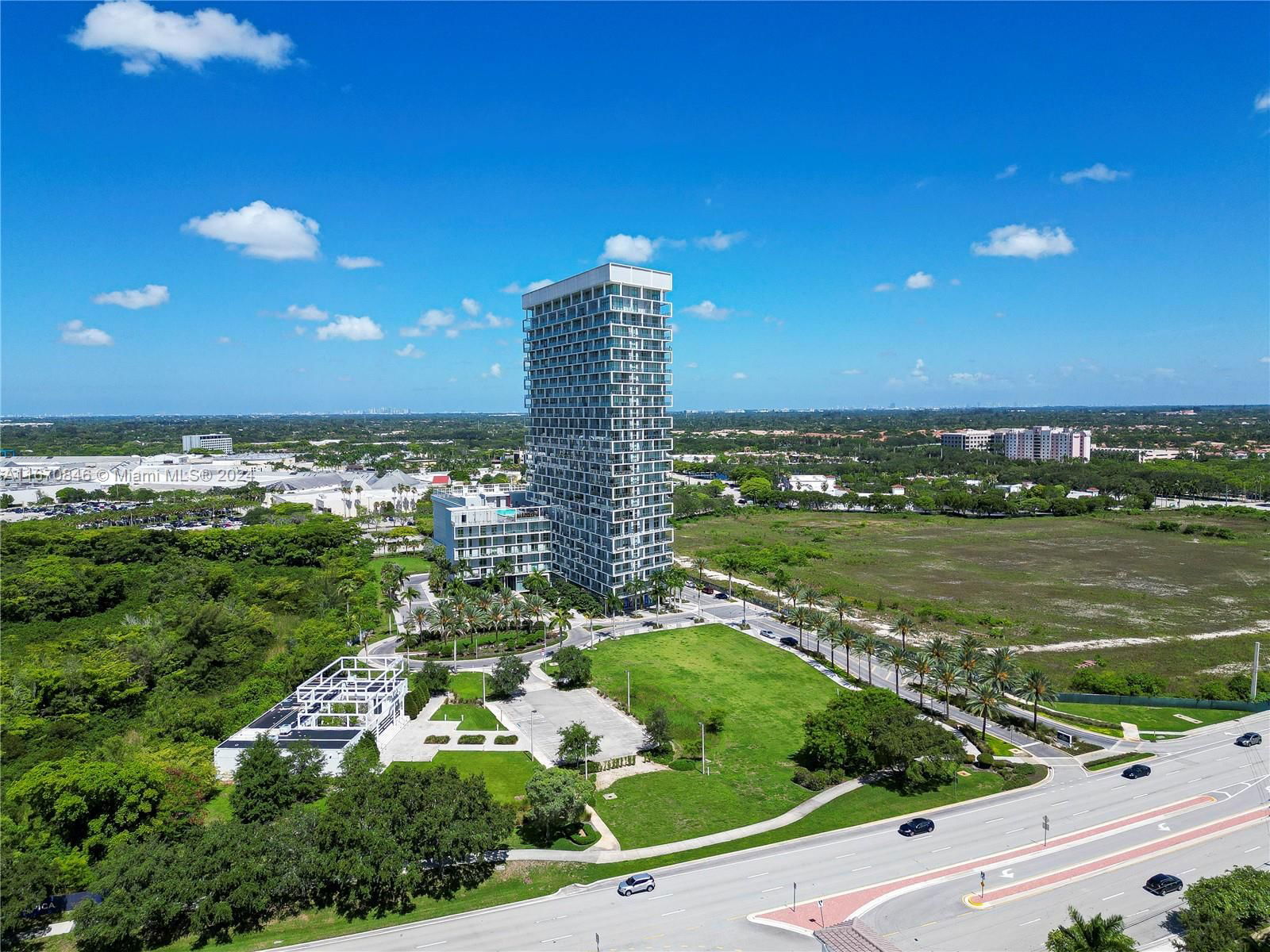 Real estate property located at 2000 Metropica Way #1611, Broward, METROPICA NORTH TOWER ONE, Sunrise, FL