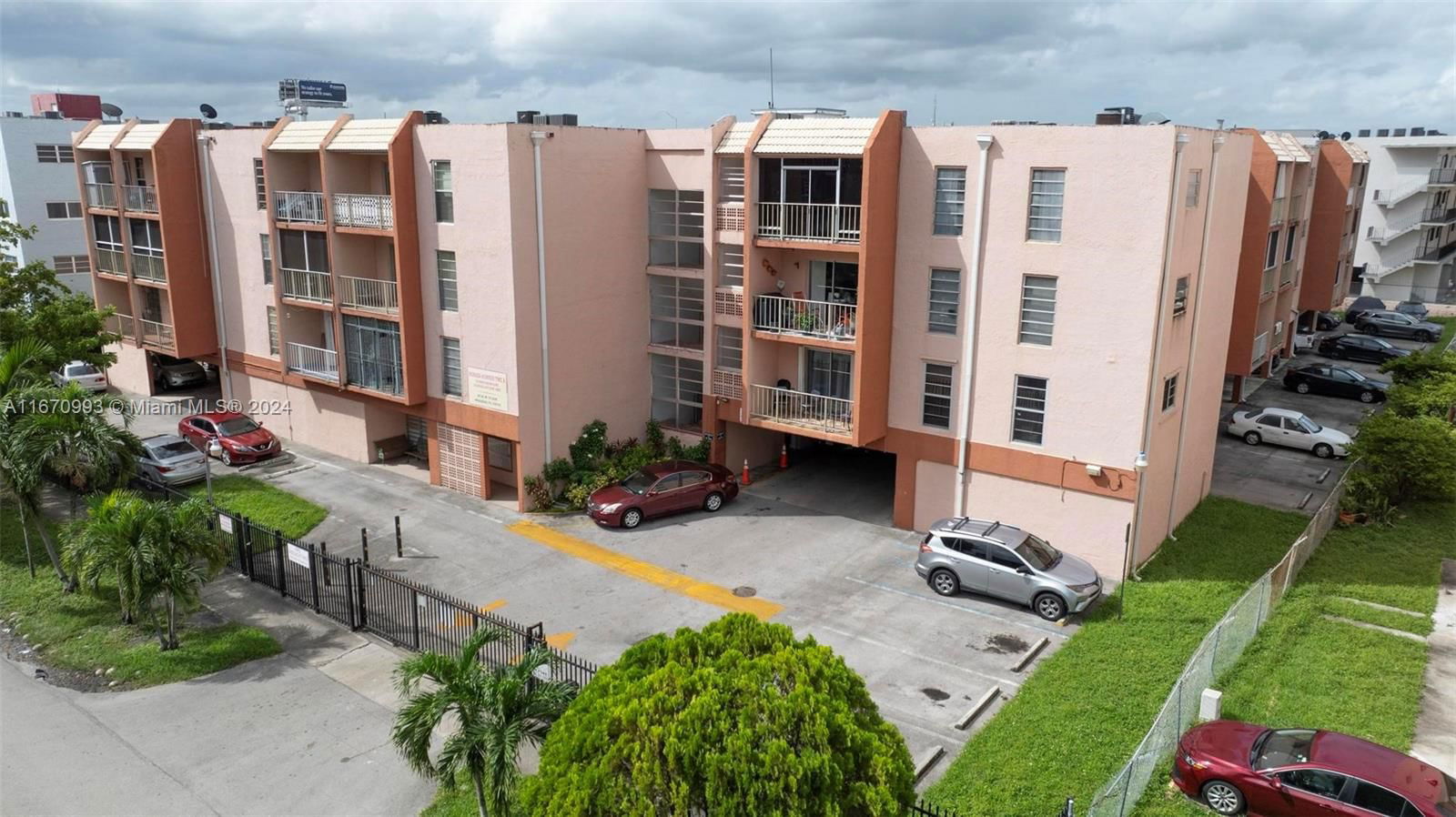 Real estate property located at 6130 19th Ave #101, Miami-Dade, MORADA NO 2 CONDO, Hialeah, FL