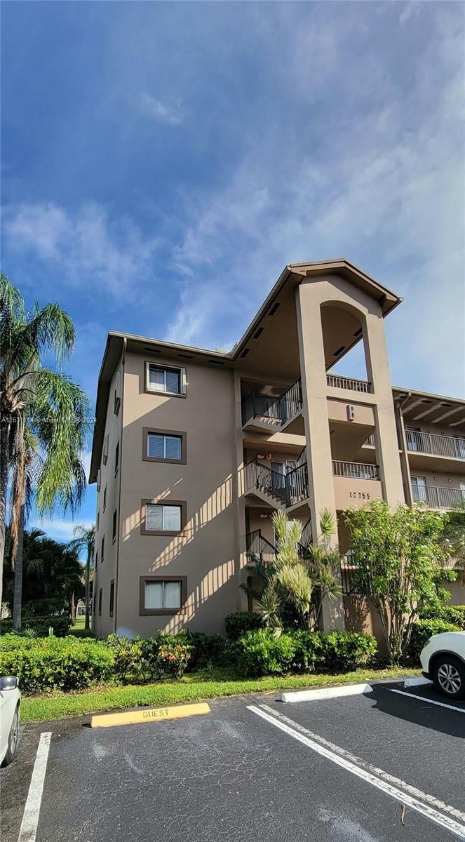 Real estate property located at 12755 16th Ct #201B, Broward, GARFIELD AT CENTURY VILLA, Pembroke Pines, FL