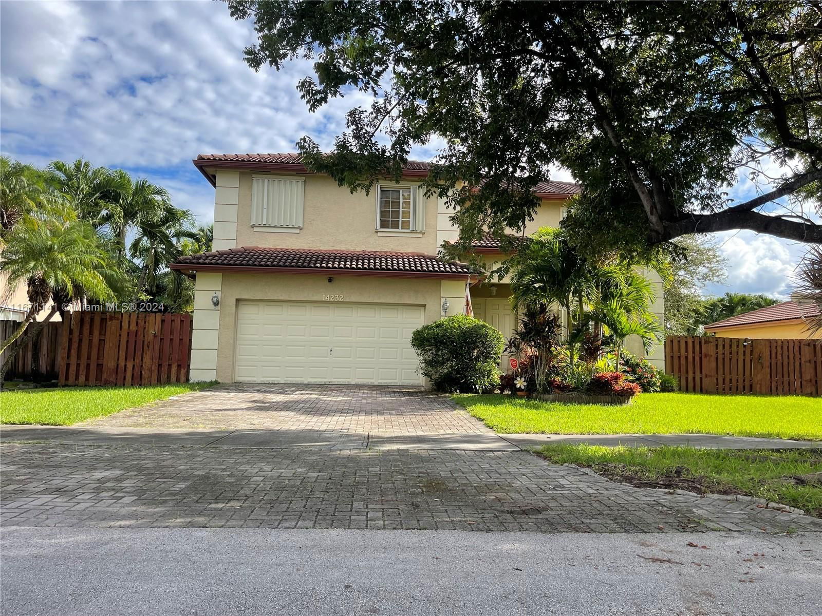 Real estate property located at 14232 288th Ter, Miami-Dade, BISCAYNE DRIVE ESTATES, Homestead, FL