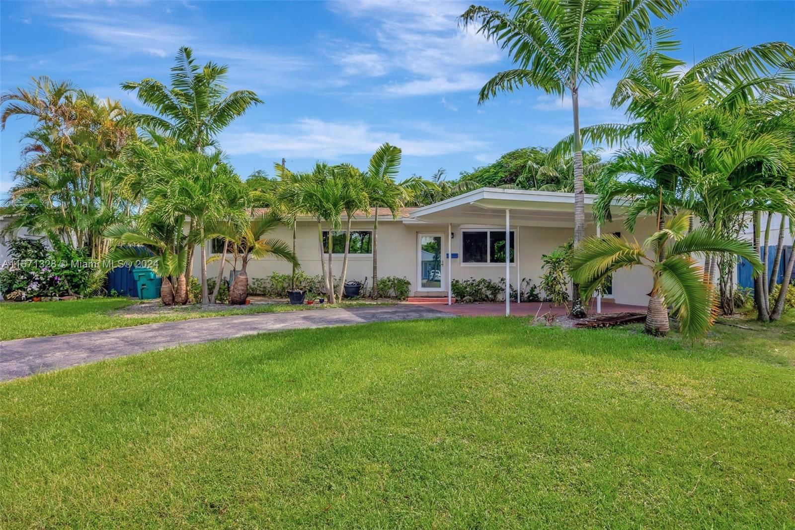 Real estate property located at 9730 Bahama Dr, Miami-Dade, CUTLER RIDGE SEC 5, Cutler Bay, FL