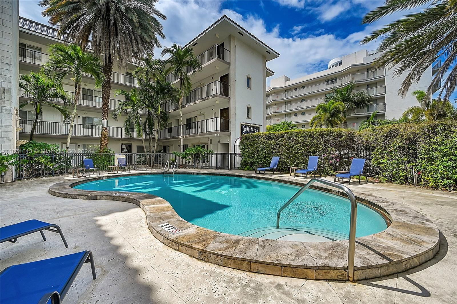 Real estate property located at 924 2nd St #8, Broward, GULFSTREAM CONDO OF LAS O, Fort Lauderdale, FL