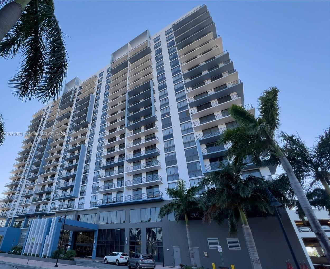 Real estate property located at 5350 84th Ave #1009, Miami-Dade, 5350 PARK CONDO, Doral, FL