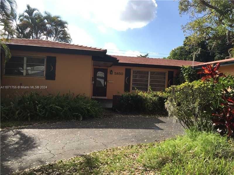 Real estate property located at 5850 ROSE TERRACE, Broward, PLANTATION GARDENS 3RD SE, Plantation, FL