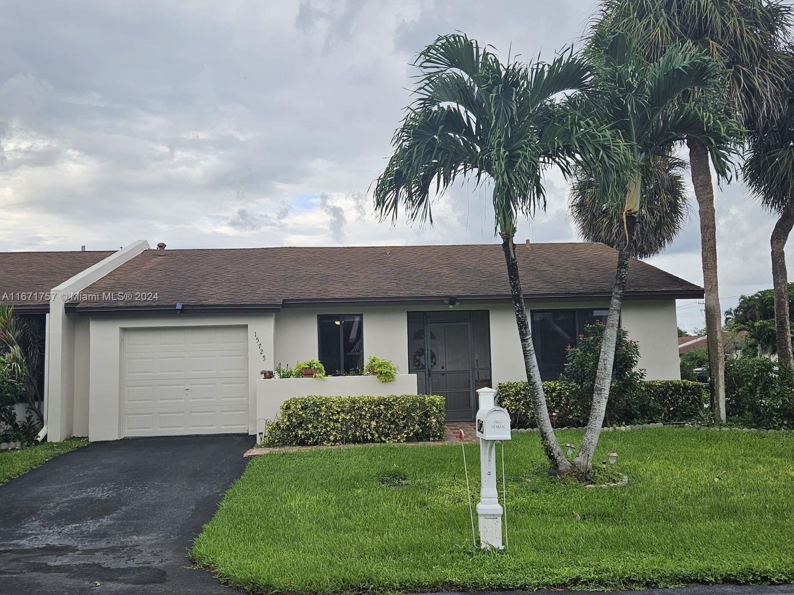 Real estate property located at 15725 Bottlebrush Cir, Palm Beach, KINGS POINT 2, Delray Beach, FL