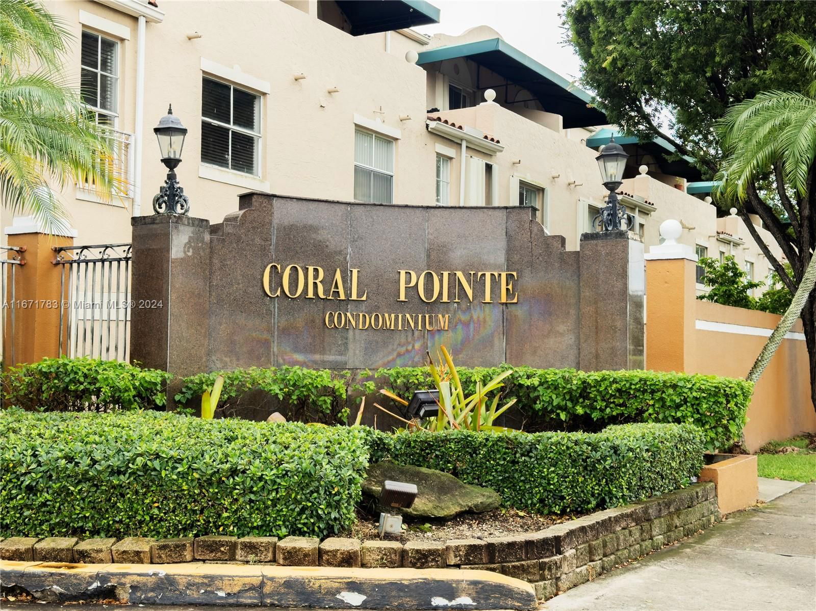 Real estate property located at 510 86th Pl #12-101, Miami-Dade, CORAL POINTE TOWNHOMES CO, Miami, FL