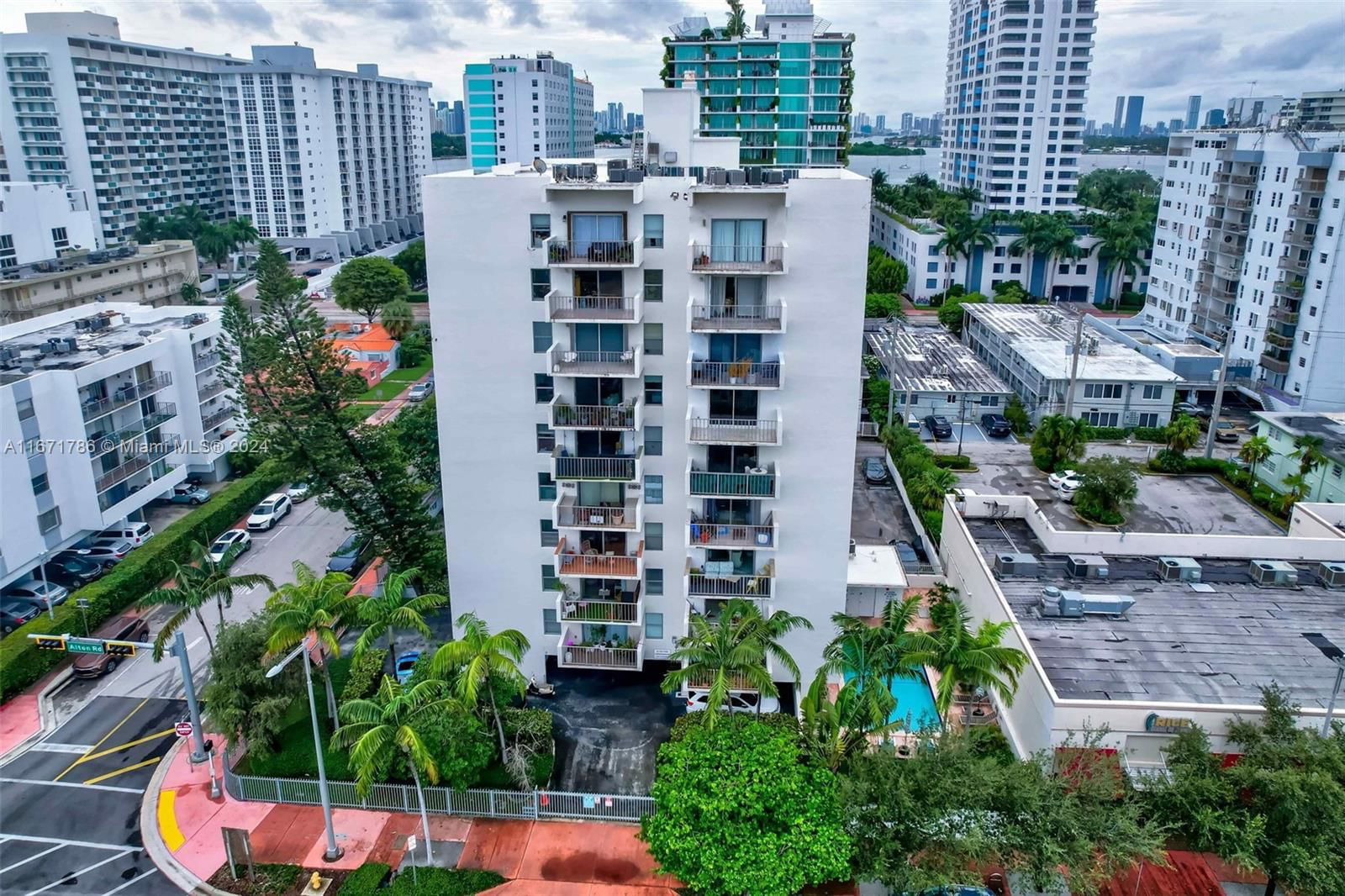 Real estate property located at 1300 Alton Rd #5C, Miami-Dade, ALTON PARK CONDO, Miami Beach, FL