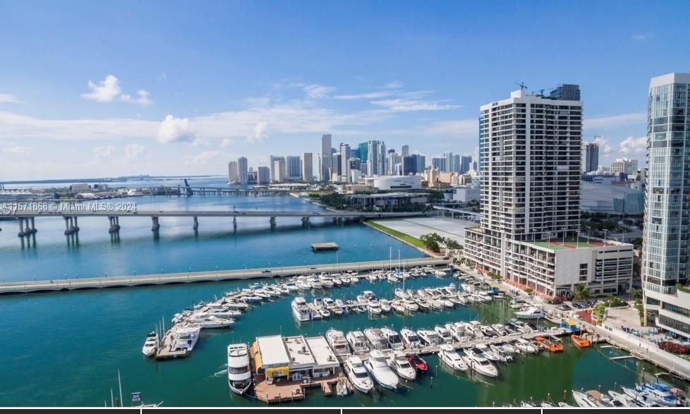 Real estate property located at 555 15th St #24D, Miami-Dade, VENETIA CONDO, Miami, FL