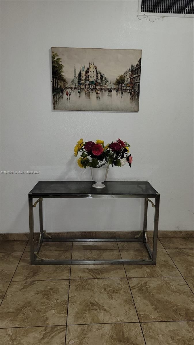 Real estate property located at 16751 9th Ave #308, Miami-dade, Windwood Condo, North Miami Beach, FL