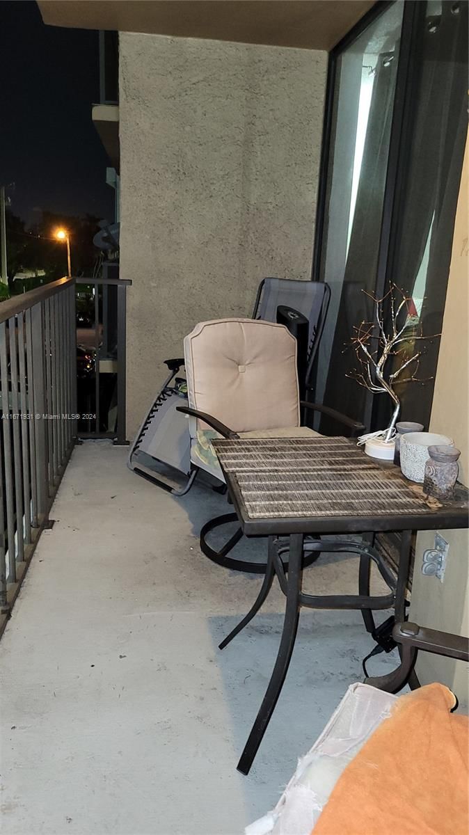Real estate property located at 16751 9th Ave #308, Miami-dade, Windwood Condo, North Miami Beach, FL