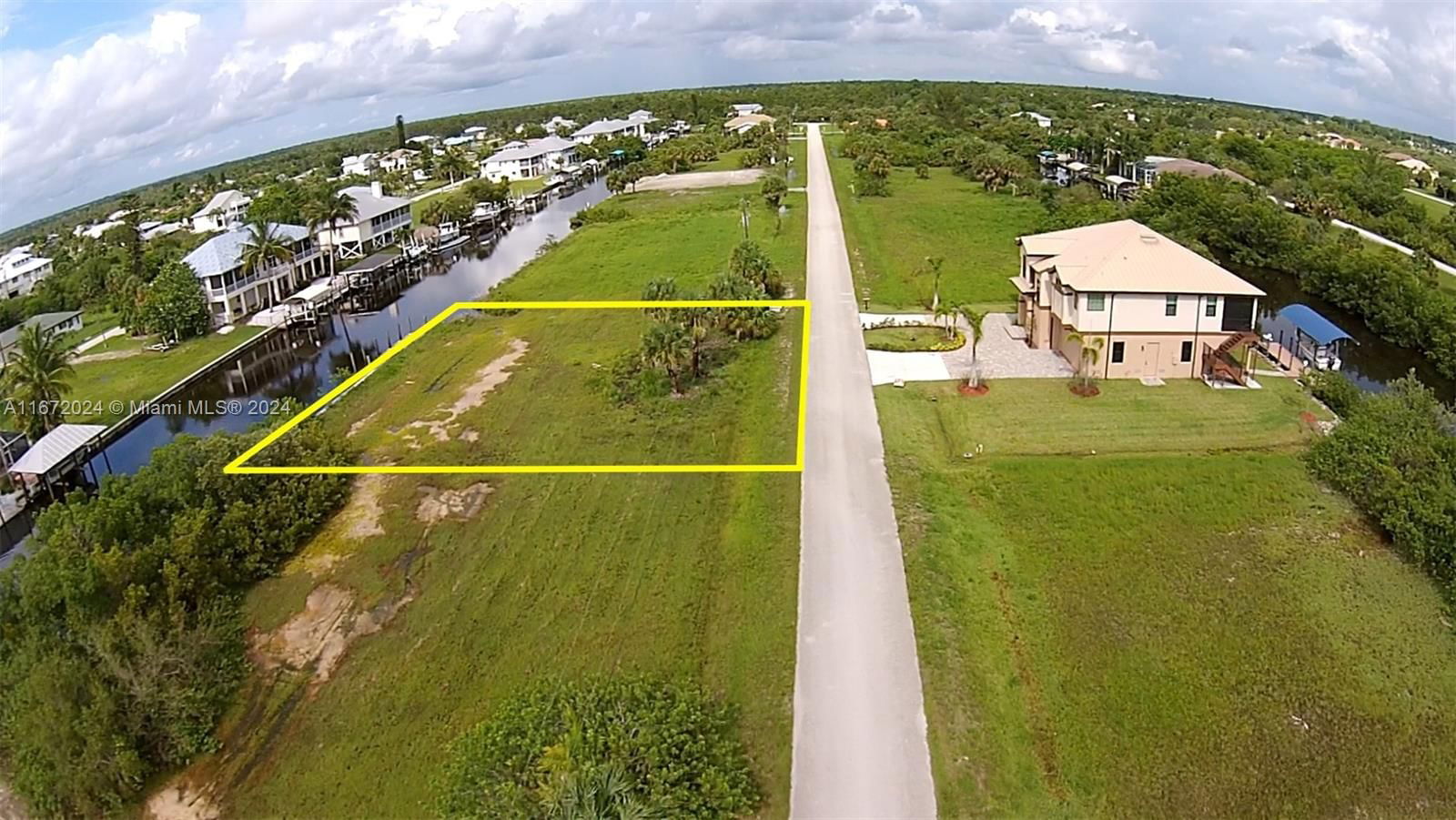 Real estate property located at 24260 Blackbeard Blvd, Charlotte, PIRATE HARBOR, Punta Gorda, FL