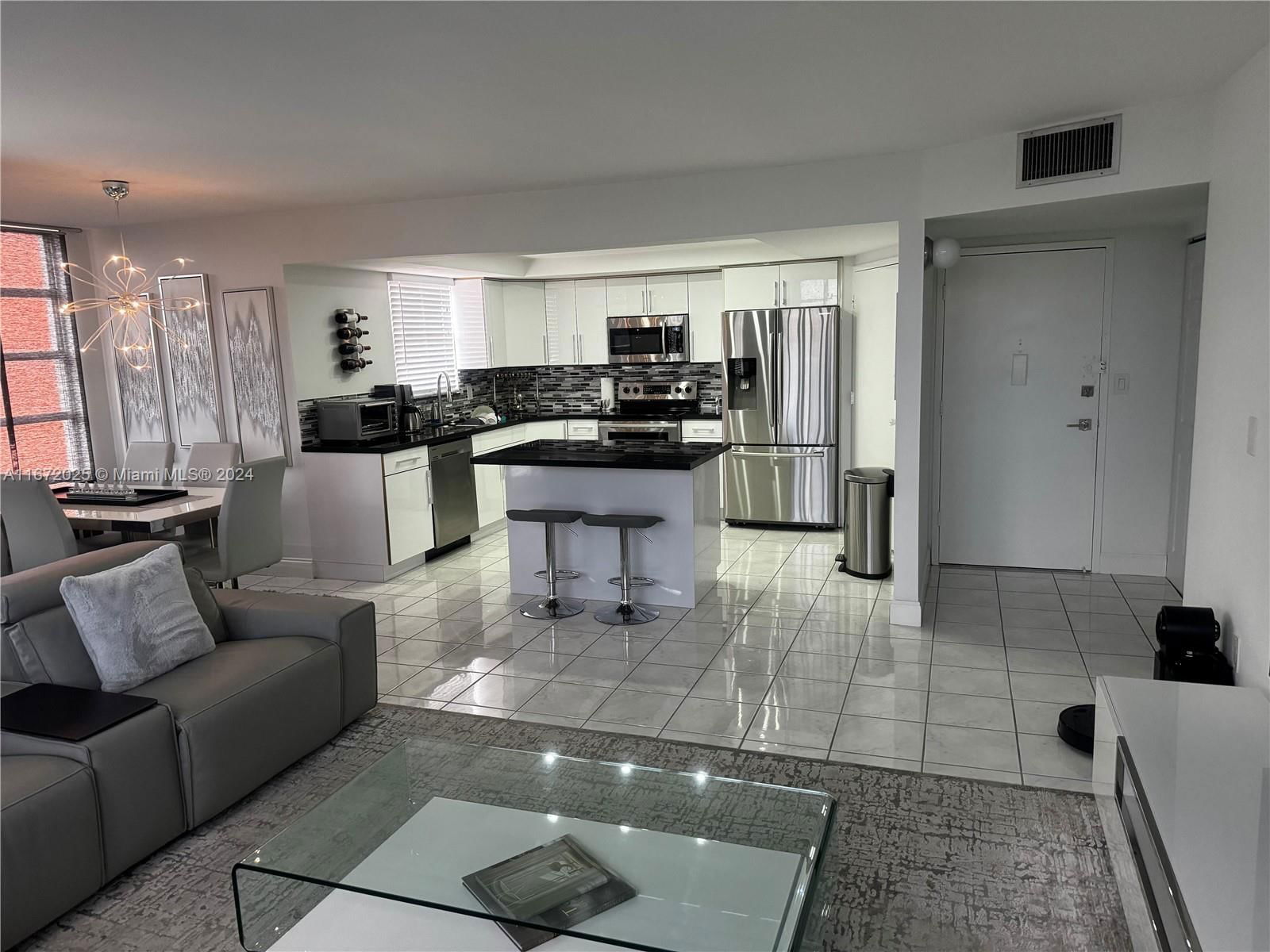 Real estate property located at 1351 Miami Gardens Dr #625E, Miami-dade, Buckley Towers Condo, Miami, FL