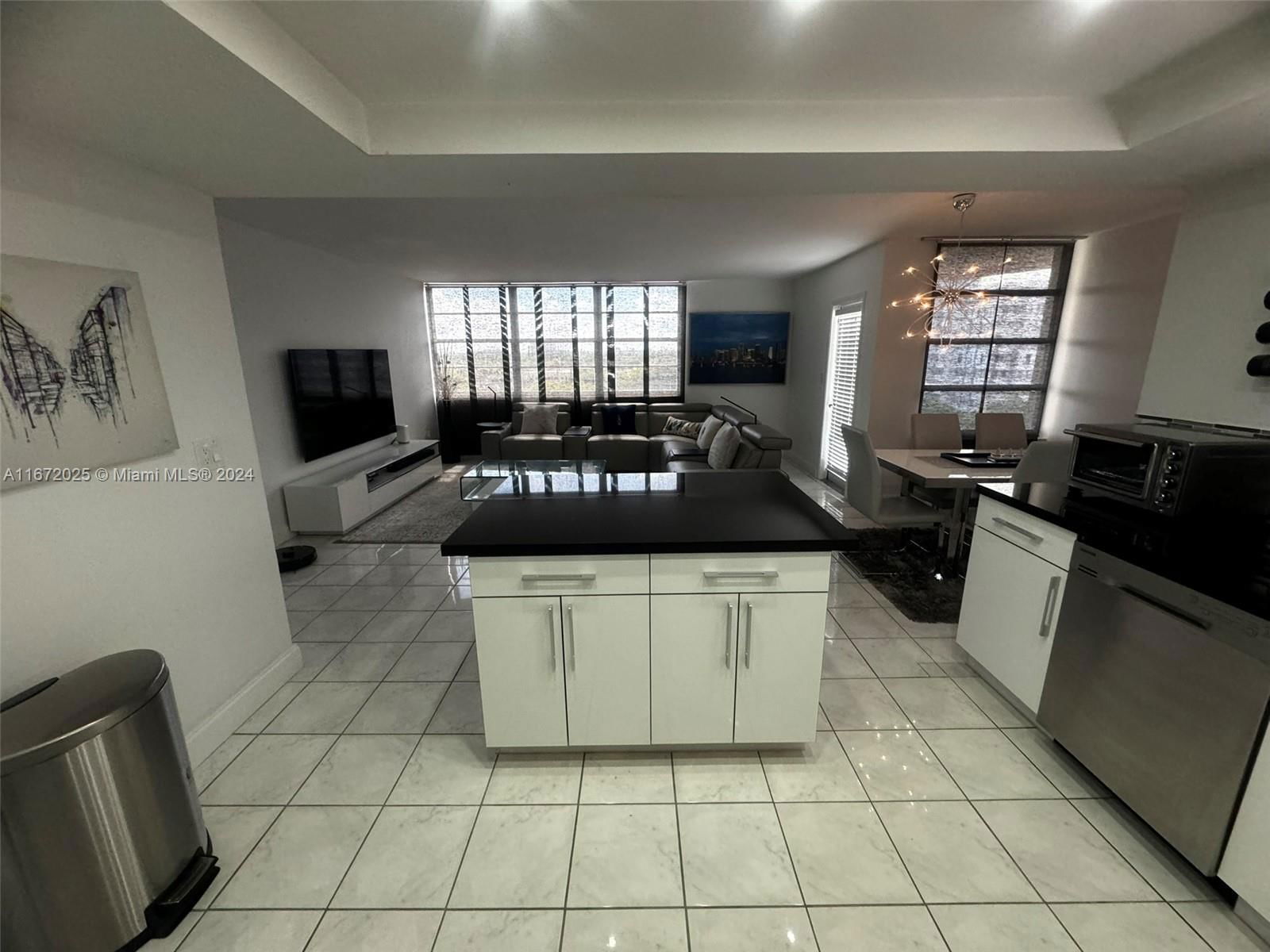 Real estate property located at 1351 Miami Gardens Dr #625E, Miami-dade, Buckley Towers Condo, Miami, FL