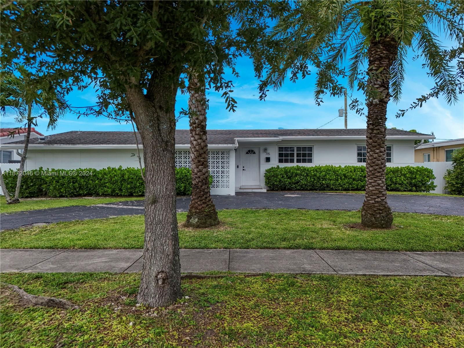 Real estate property located at 715 53rd St, Miami-Dade, PALM SPRINGS 5TH ADDN SEC, Hialeah, FL