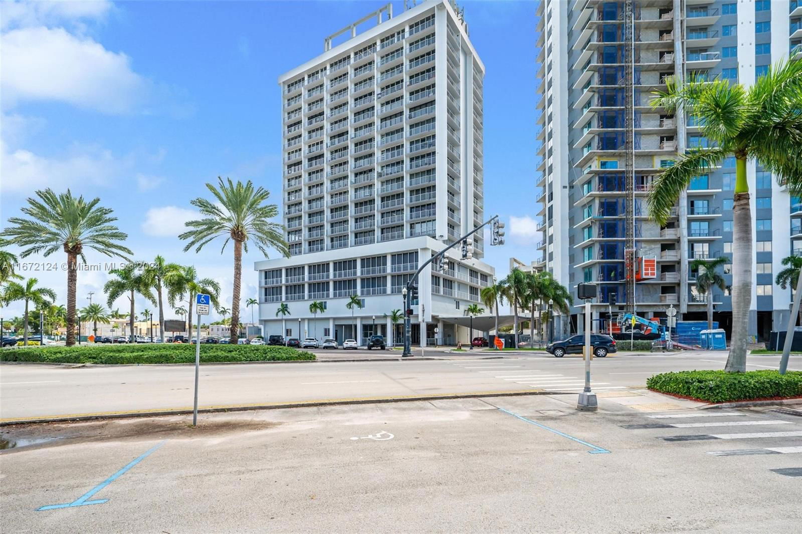 Real estate property located at 1720 Harrison St #9F, Broward, HOME TOWER CONDO, Hollywood, FL