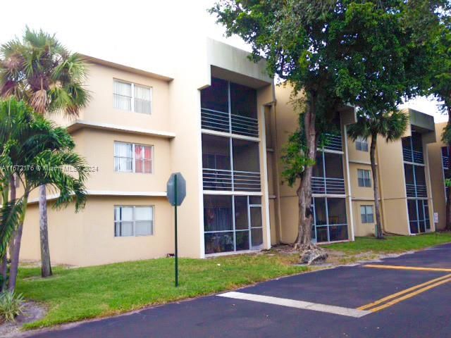 Real estate property located at 4255 University Dr #205, Broward, SPRINGCREST CONDO, Sunrise, FL