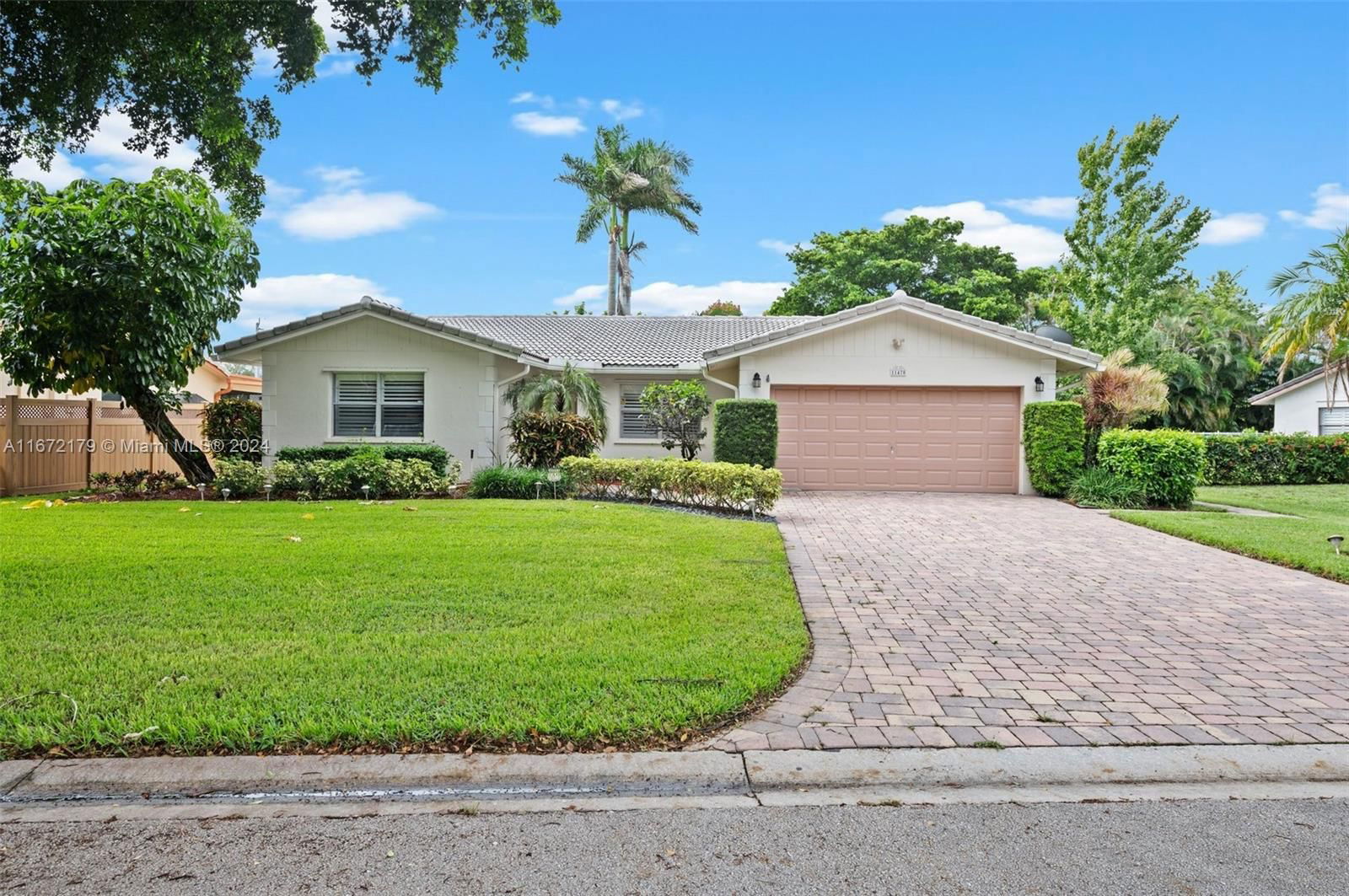 Real estate property located at 11470 39th Ct, Broward, WOOD LAKE, Coral Springs, FL