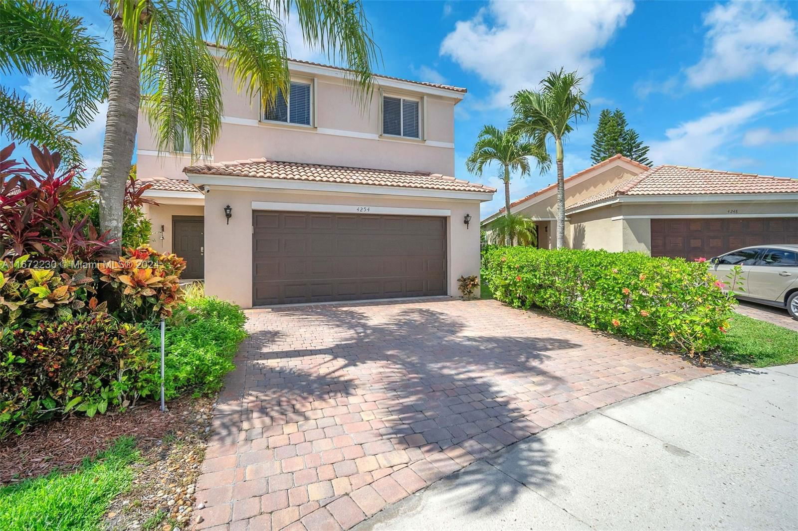 Real estate property located at 4254 Magnolia Ridge Dr, Broward, SECTORS 8 9 AND 10 PLAT, Weston, FL