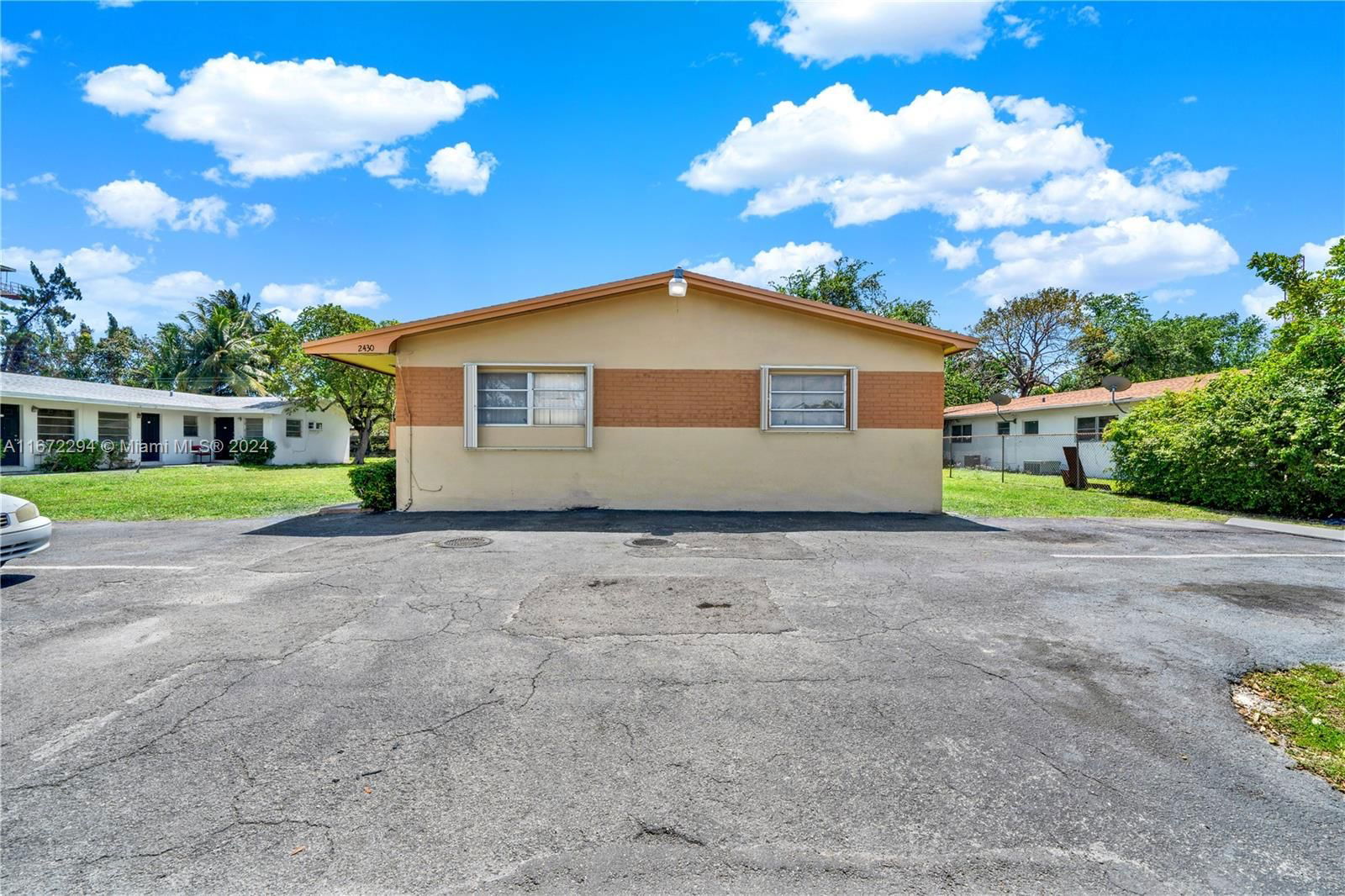 Real estate property located at 2430 188th St, Miami-dade, Greynolds Villas, Miami, FL