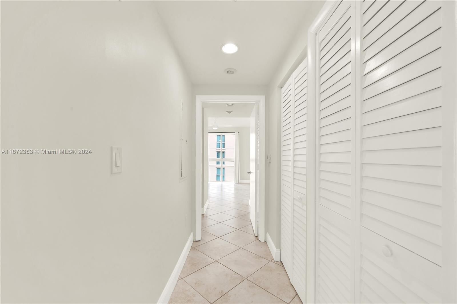 Real estate property located at 7280 89th St D302, Miami-dade, Downtown Dadeland Condo N, Miami, FL