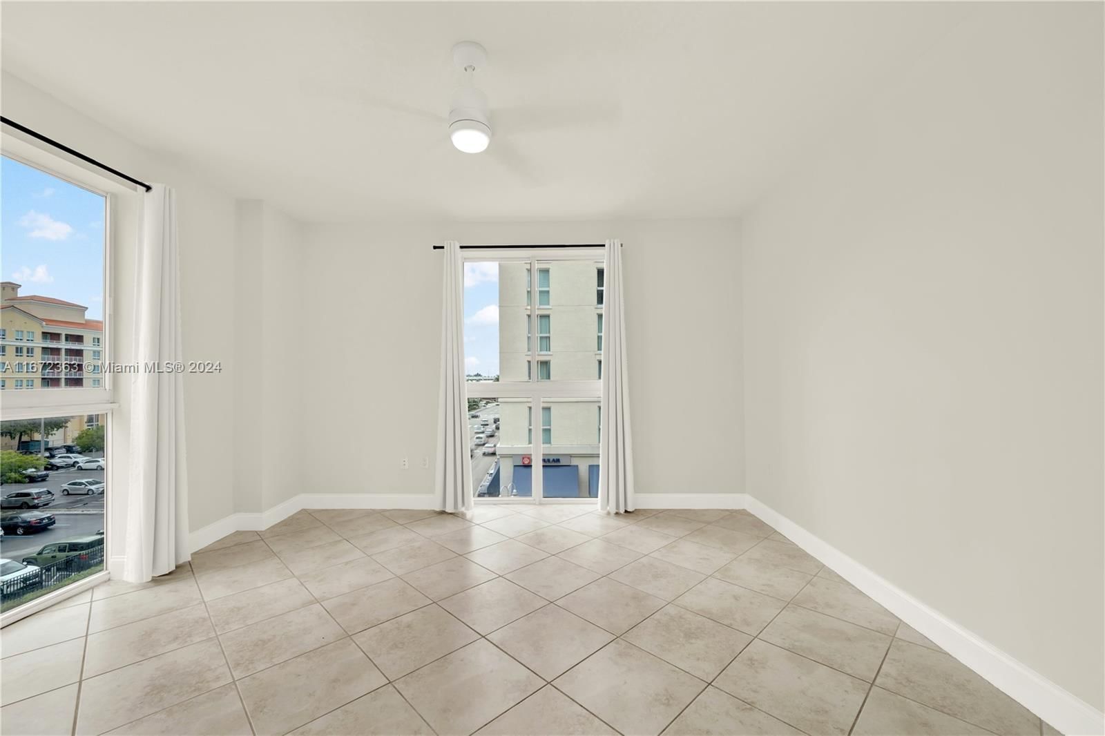 Real estate property located at 7280 89th St D302, Miami-dade, Downtown Dadeland Condo N, Miami, FL