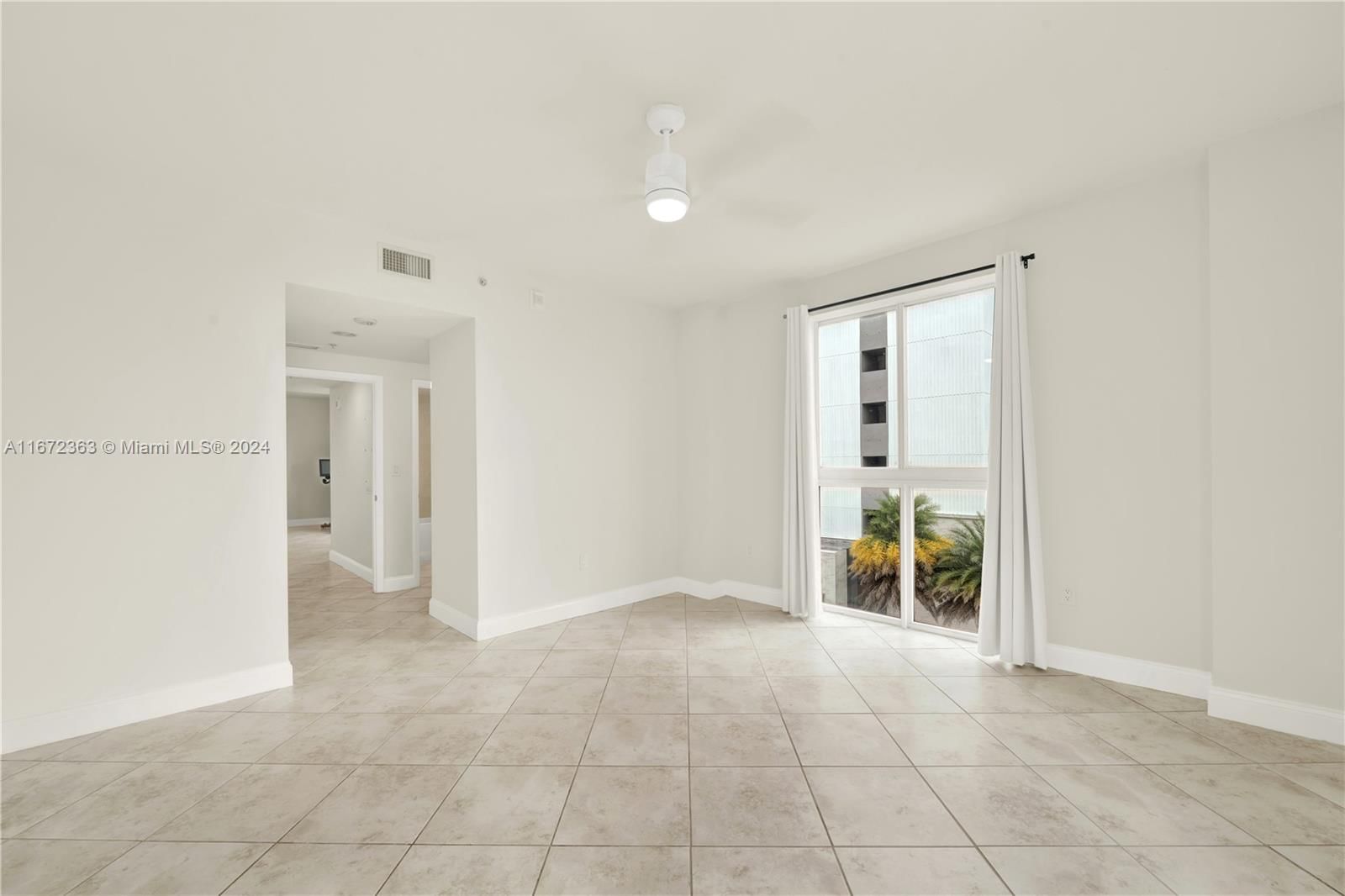 Real estate property located at 7280 89th St D302, Miami-dade, Downtown Dadeland Condo N, Miami, FL