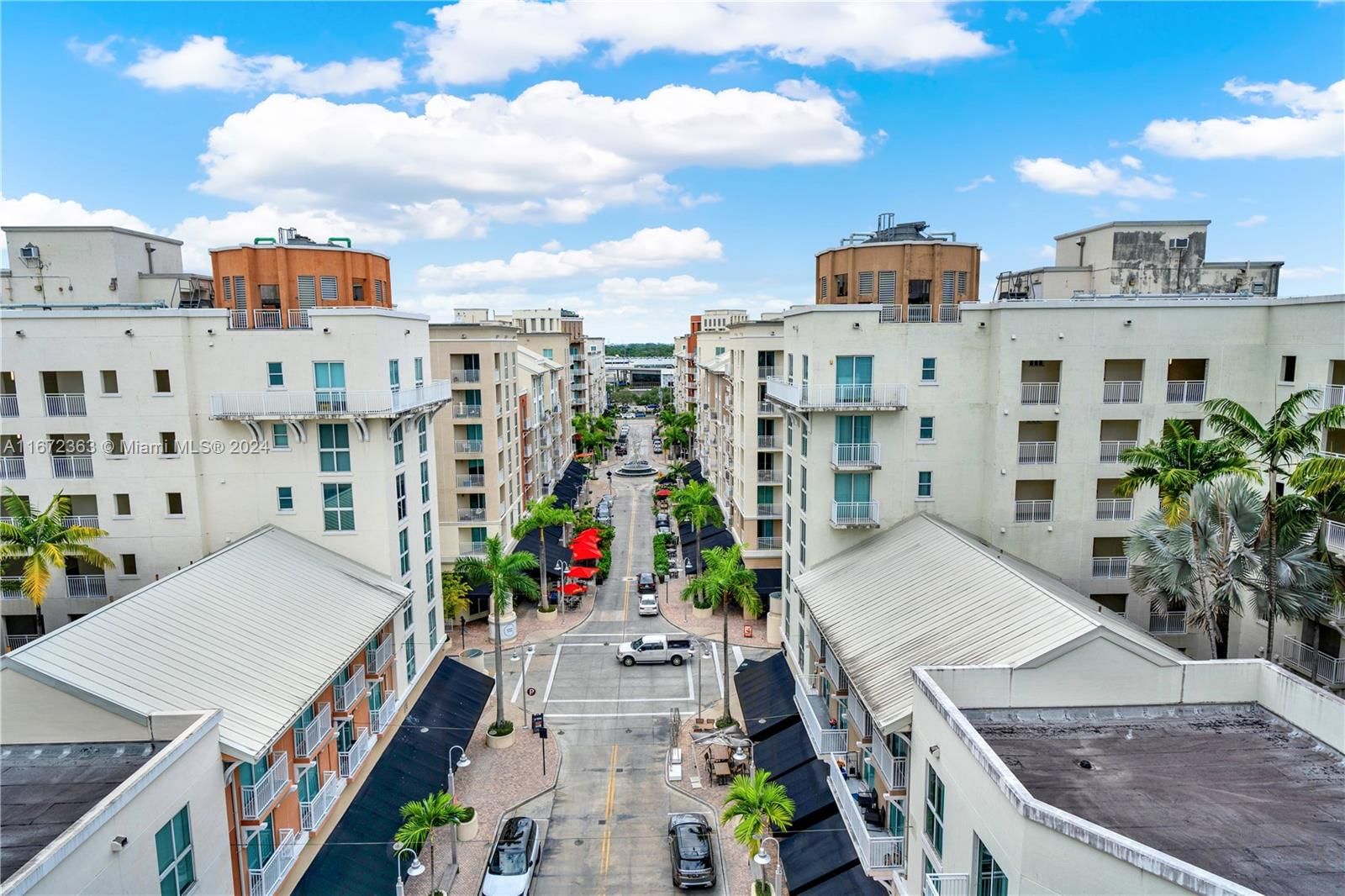 Real estate property located at 7280 89th St D302, Miami-dade, Downtown Dadeland Condo N, Miami, FL