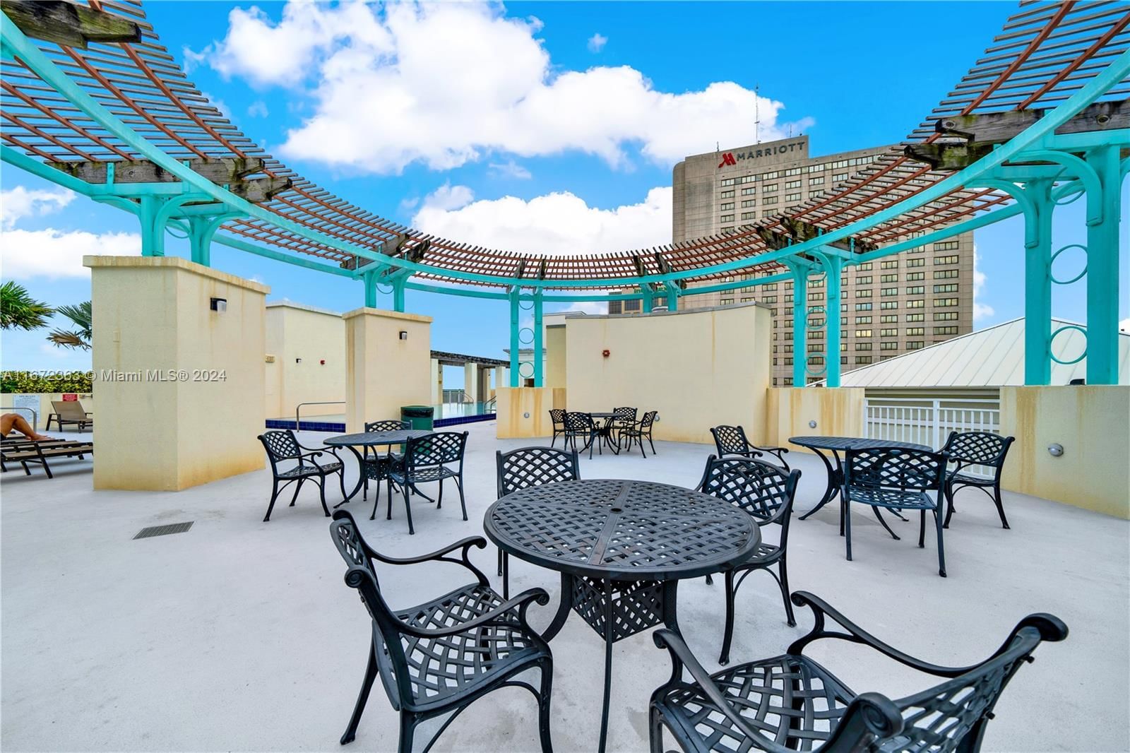 Real estate property located at 7280 89th St D302, Miami-dade, Downtown Dadeland Condo N, Miami, FL
