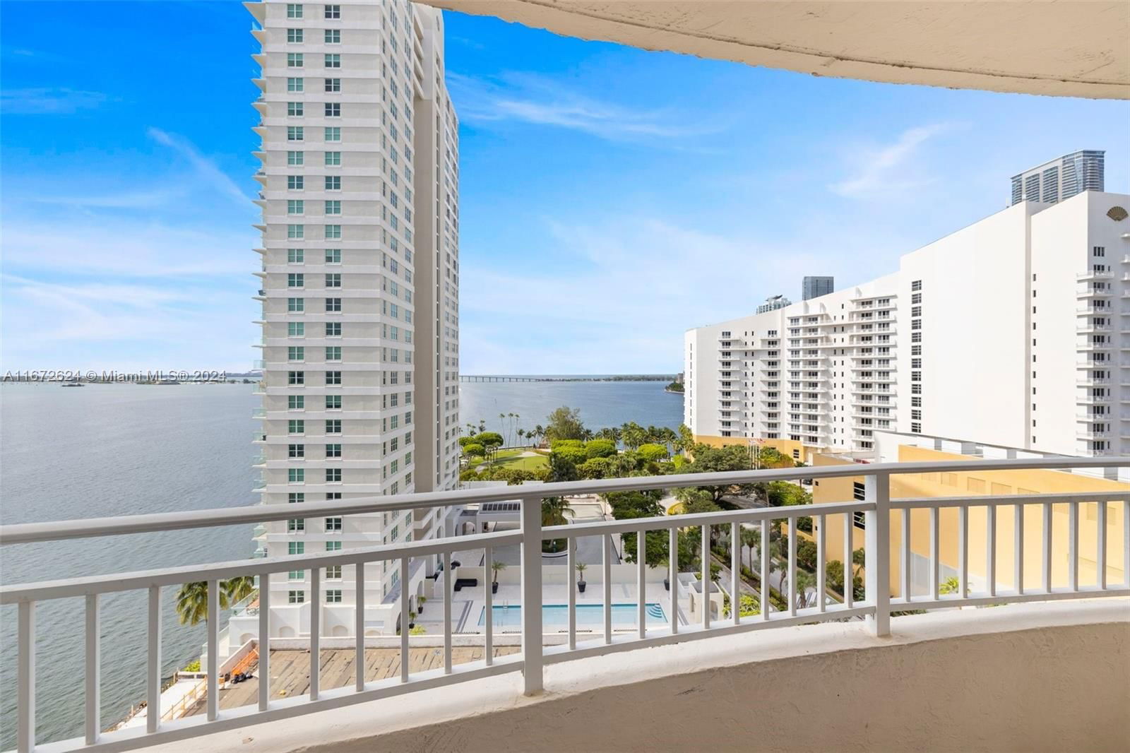 Real estate property located at 770 Claughton Island Dr #1510, Miami-Dade, Isola Condo, Miami, FL