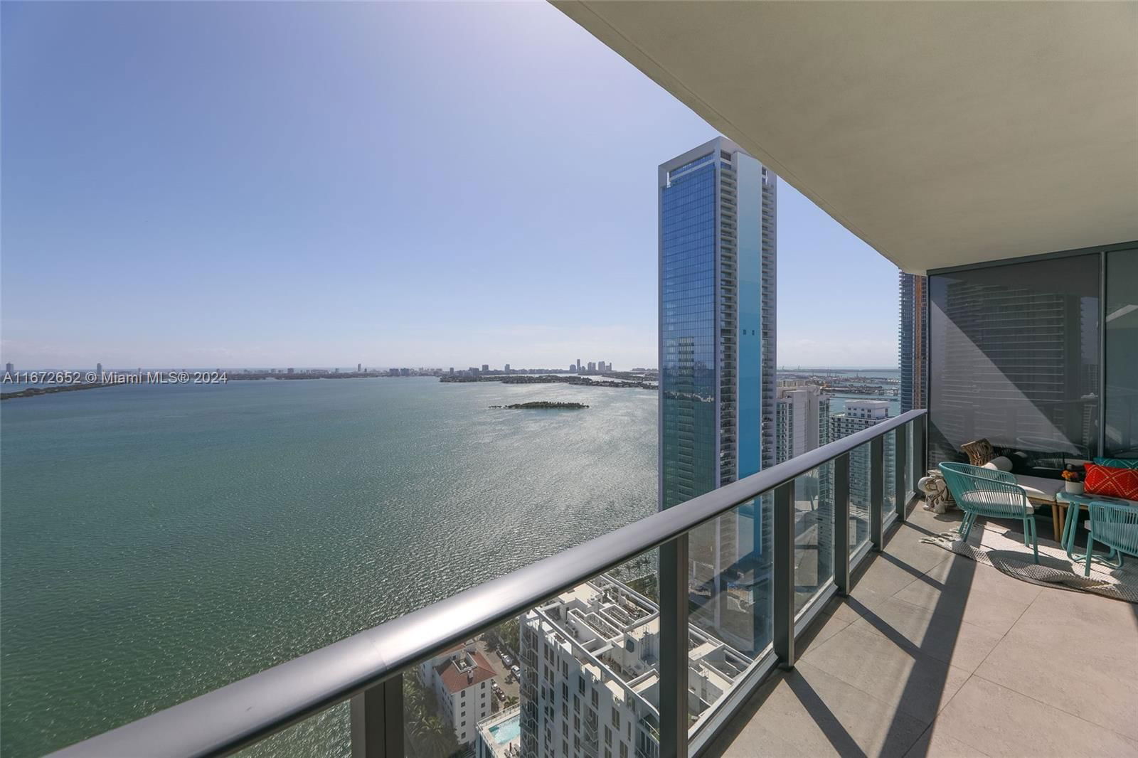 Real estate property located at 460 28th St #3606, Miami-Dade, ICON BAY CONDO, Miami, FL