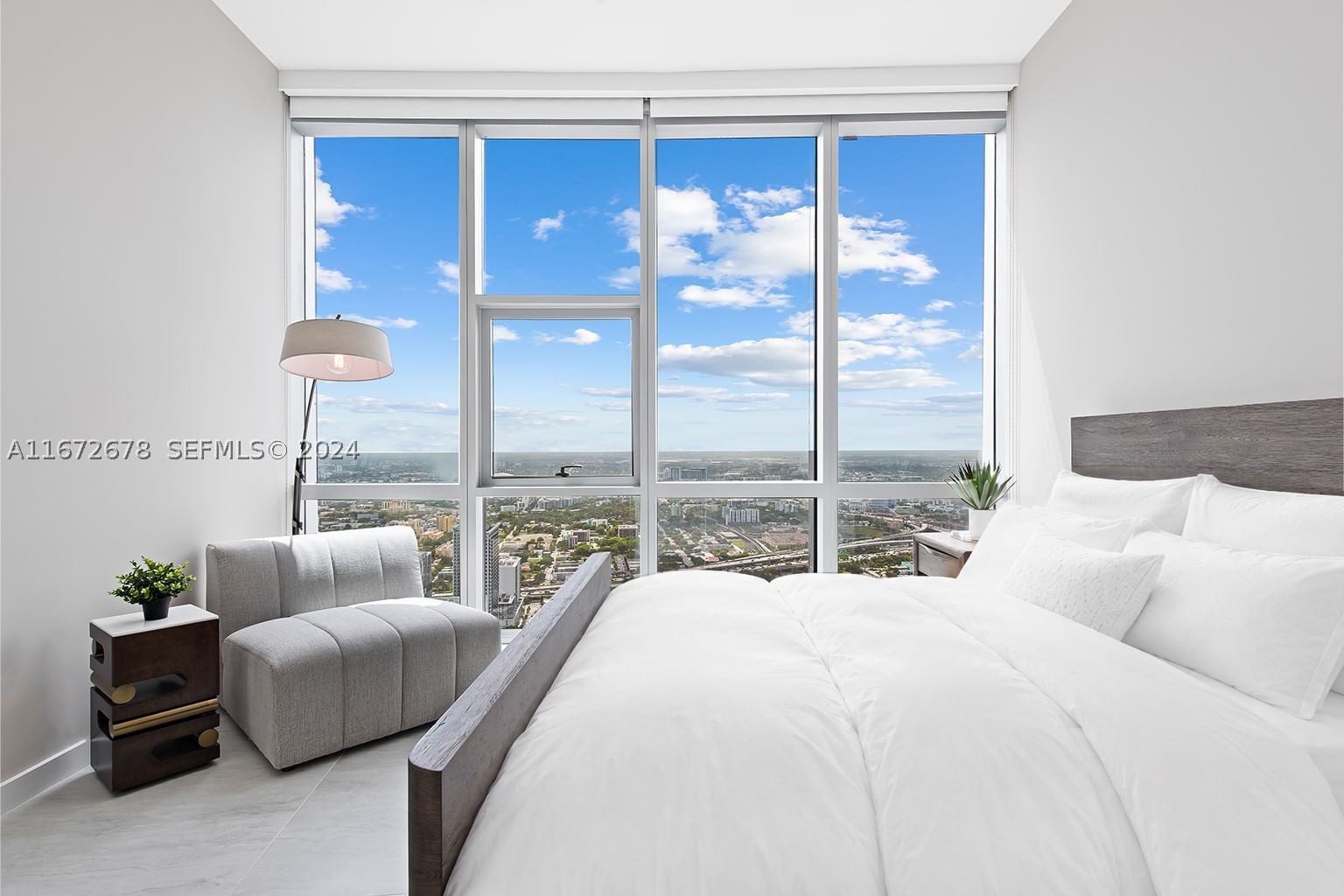 Real estate property located at 851 1st Ave PH 5402, Miami-dade, Paramount Miami Worldcent, Miami, FL