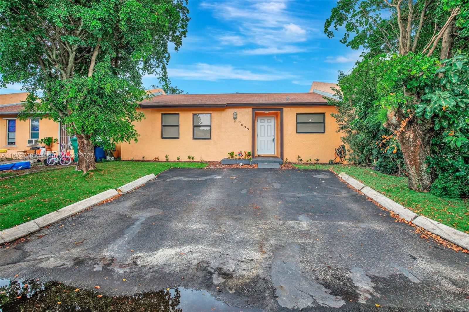 Real estate property located at 3005 204th Ter, Miami-Dade, LESLIE ESTATES SEC FIVE, Miami Gardens, FL