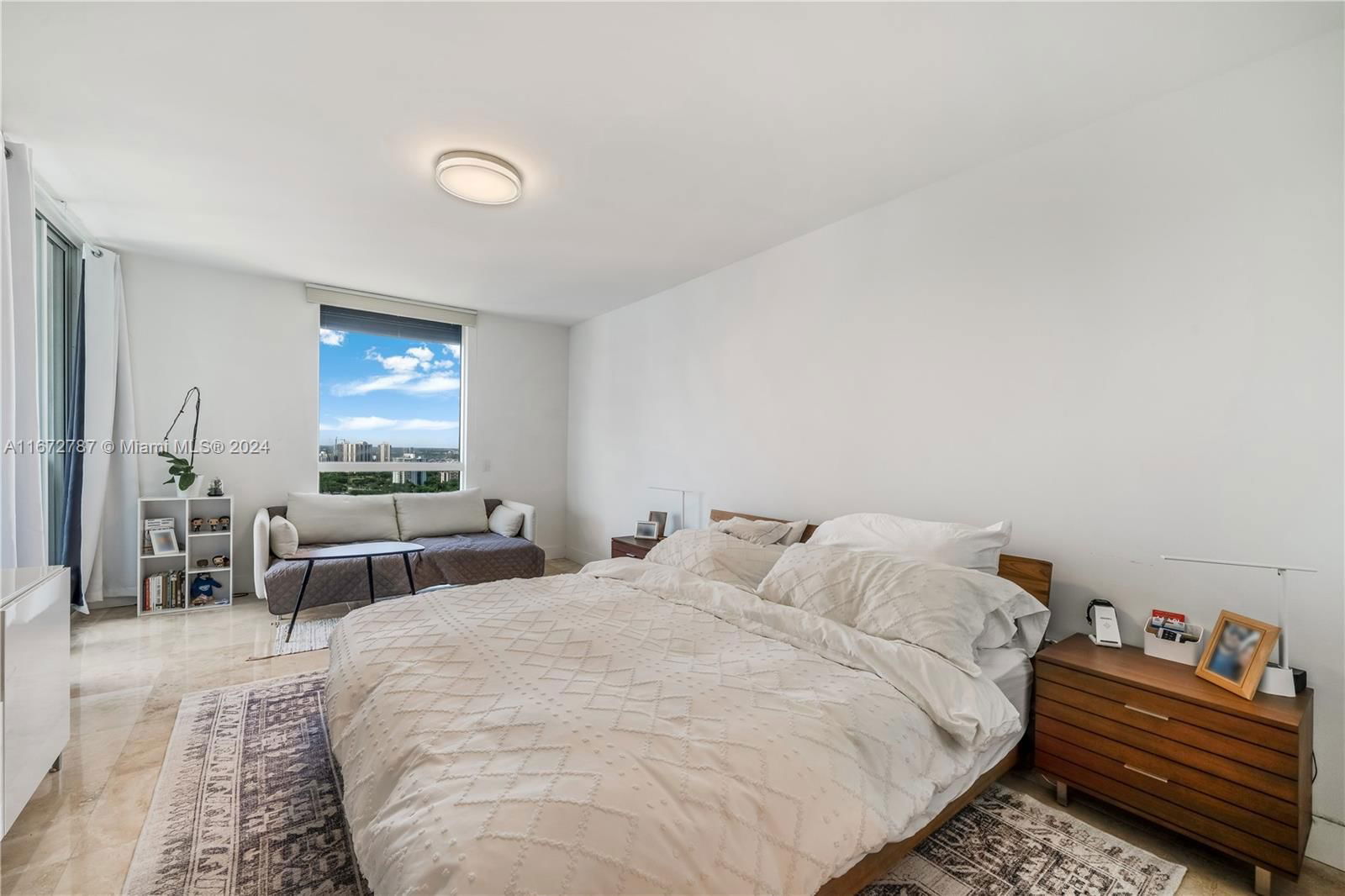 Real estate property located at 21205 Yacht Club Dr #2703, Miami-dade, North Tower At The Point, Aventura, FL