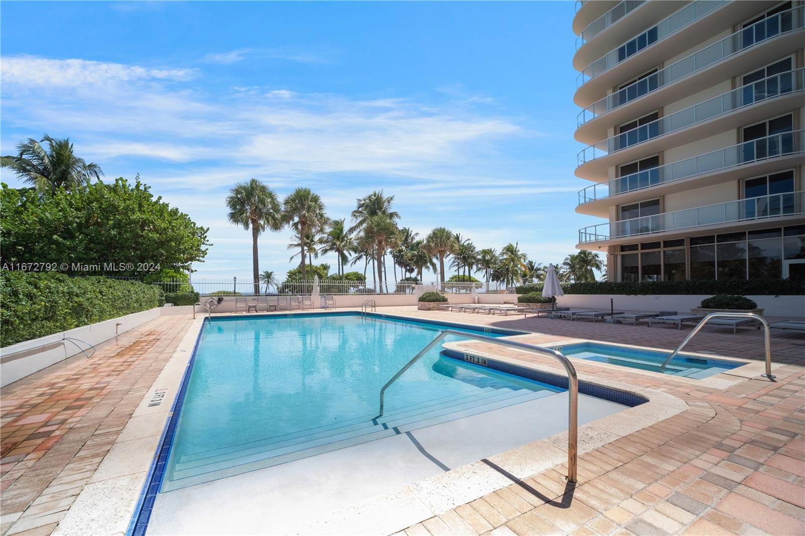 Real estate property located at 8855 Collins Ave #2D, Miami-Dade, CHAMPLAIN TOWERS EAST CON, Surfside, FL